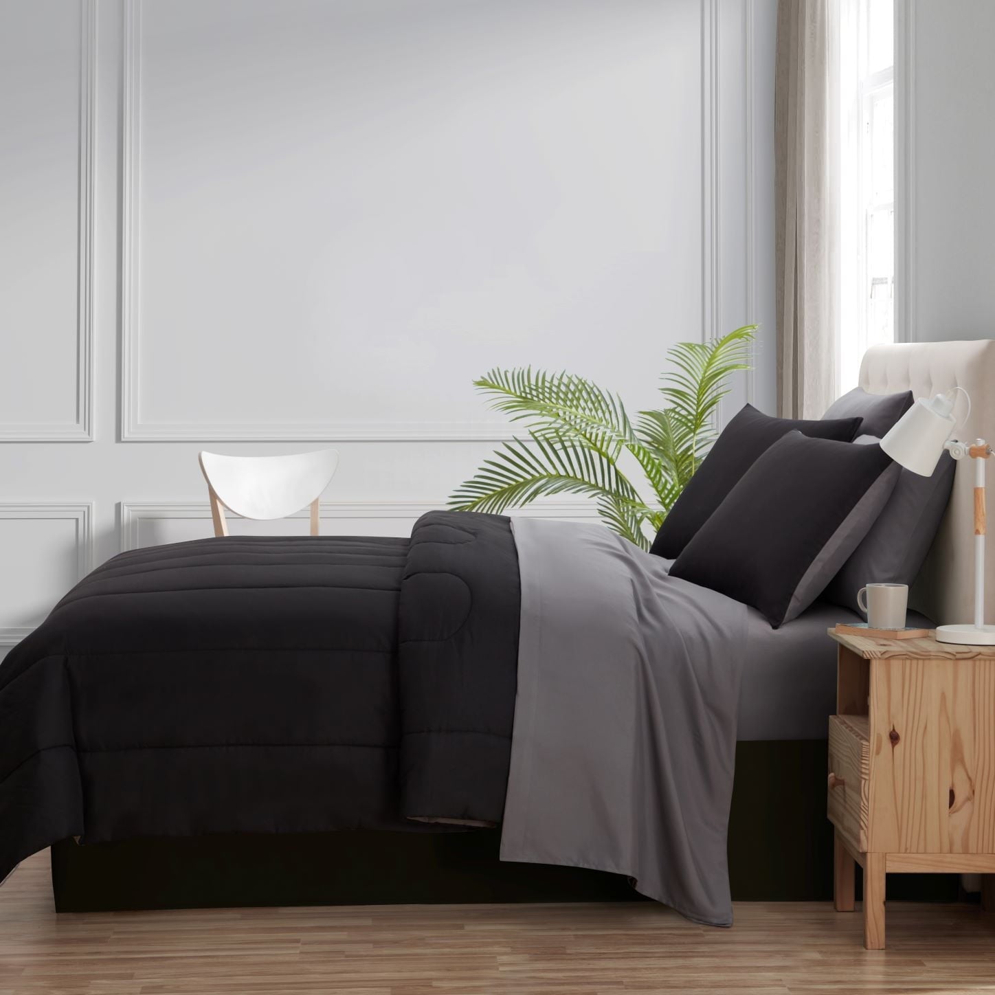 Hypoallergenic Cloud 7 Piece Reversible Bed in a Bag Comforter Set with Sheets, Black, King - All-Season Down Alternative Comforter Insert Detail