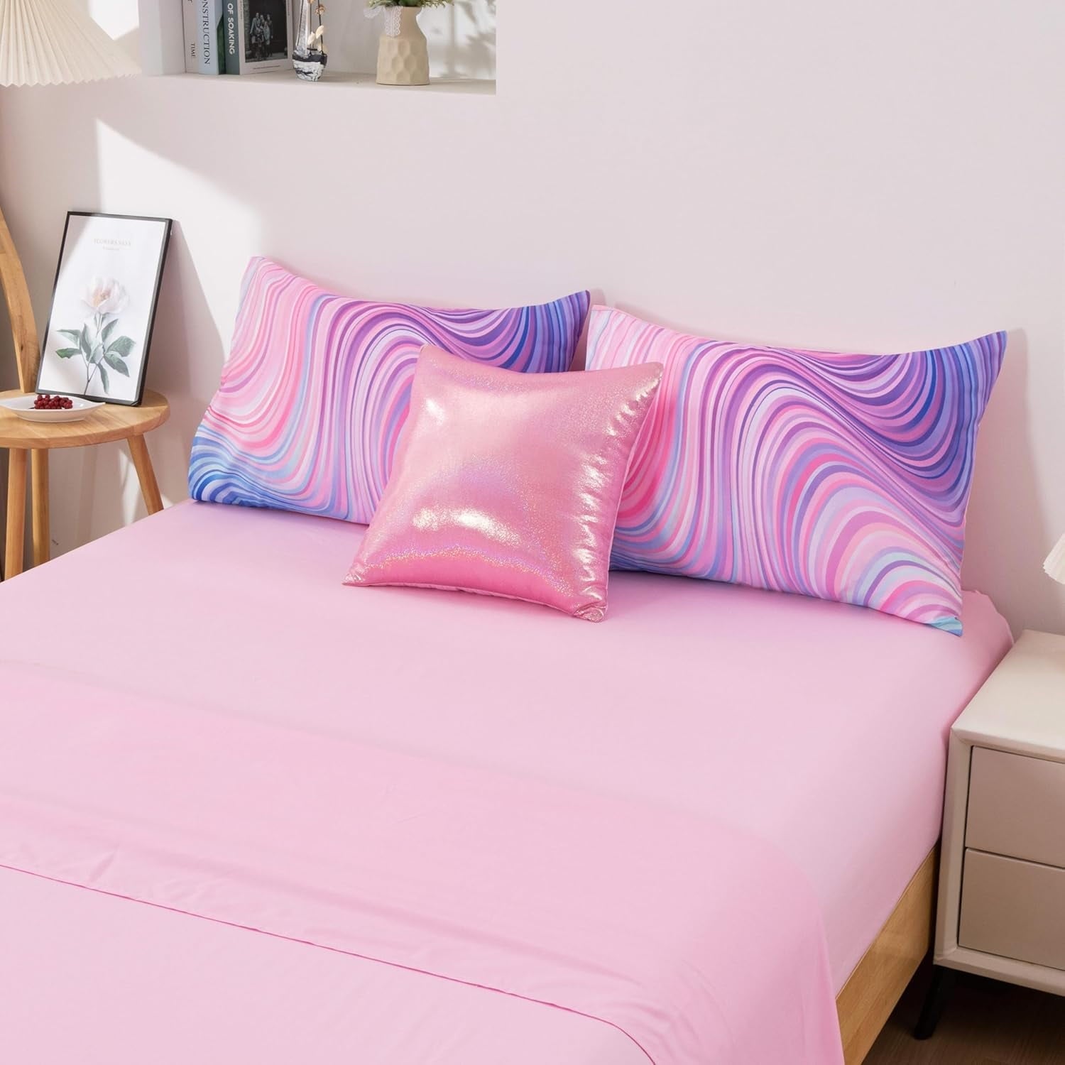 Fluffy Down Alternative 6 Pieces Gradient Star Ring Comforter Set, Colorful Glitter Rainbow Wave Stripes Pattern Bedding Set for Boys Girls T... - Luxurious Quilted Duvet Cover Set Detail