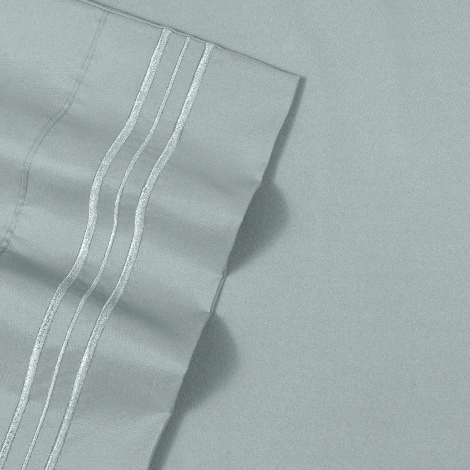 Ultra-Soft 1800 Series Classic 4-Piece 1800 Thread Count 100 GSM Bed Sheet, Queen - Premium Ultra-Soft Pillowcase Pair for Sleeping Detail