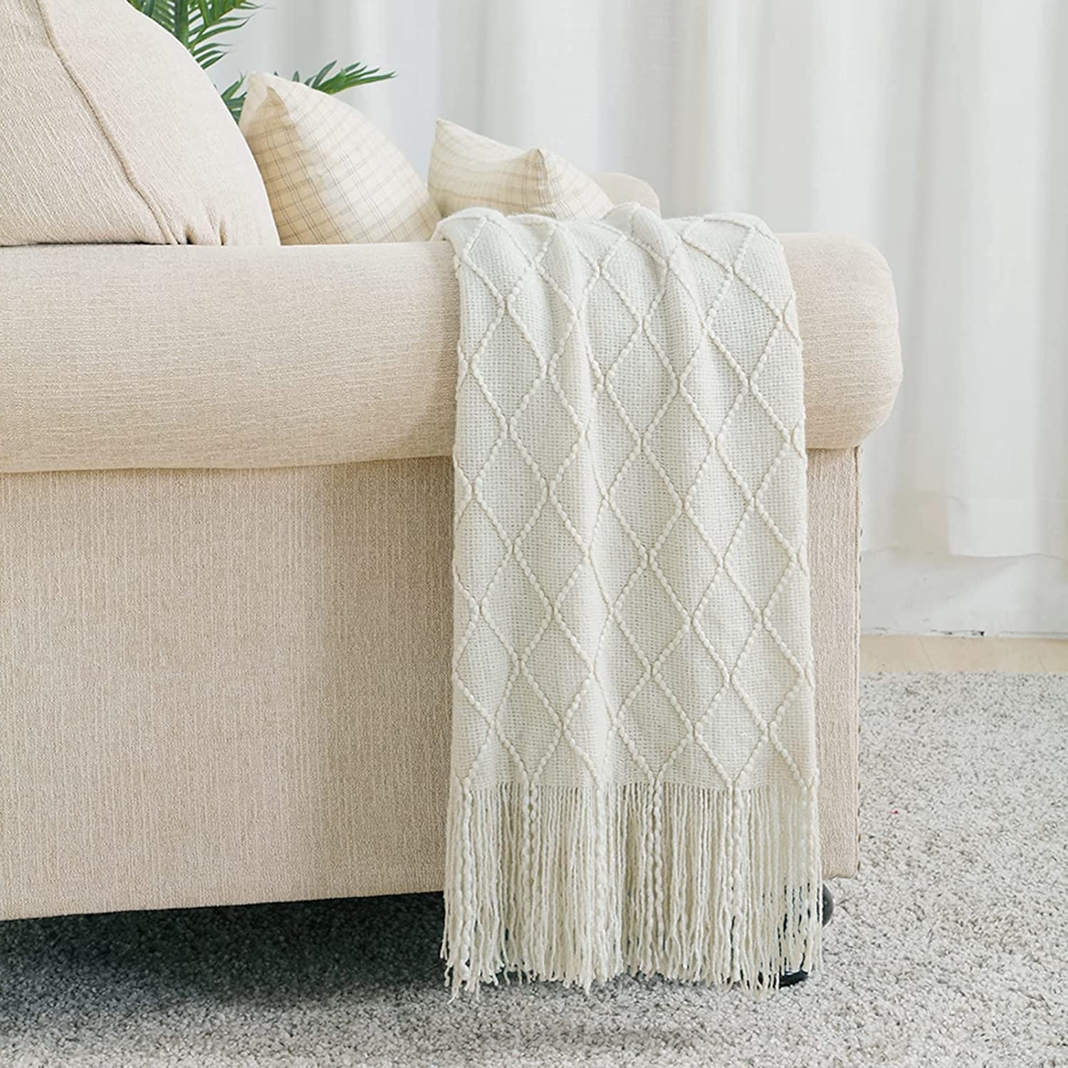 Lightweight Warm Rhombus Beige Throw Blanket, Soft and Lightweight, 50"x 60" - Super Soft Reversible Sherpa Flannel Blanket Detail