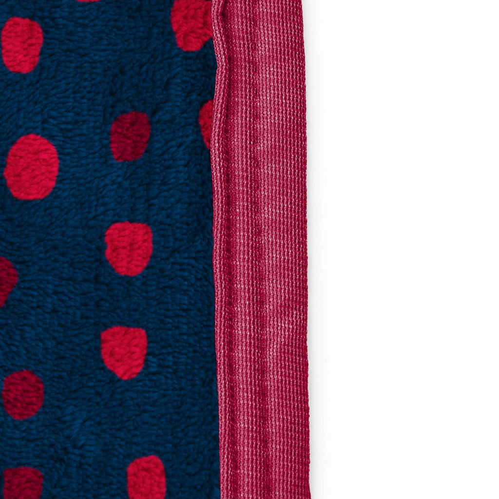 Super Soft Flannel Strawberry Shortcake Berry Meadows 46" x 60" Coral Fleece Throw Blanket, Kids, Polyester, Navy - Cozy Fleece Throw Blanket for Couch & Bed Detail