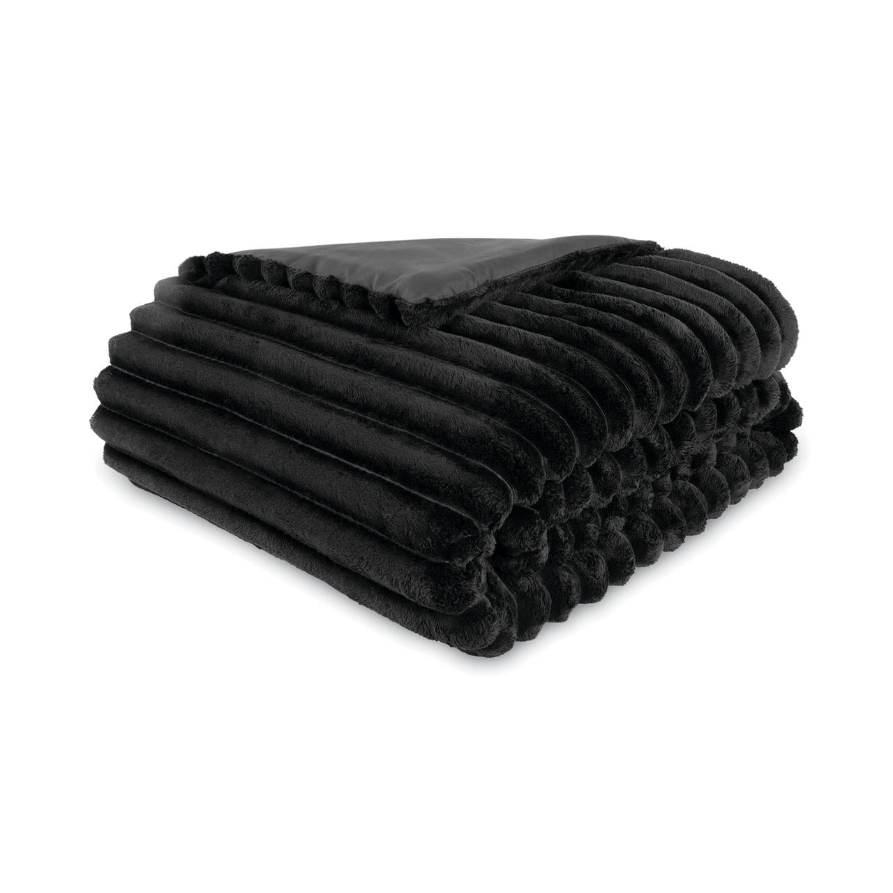 Luxurious Quilted Full/Queen Comforter Set, All-Season, 5-Piece, Black Cozy Plush - Luxurious Quilted Duvet Cover Set Detail