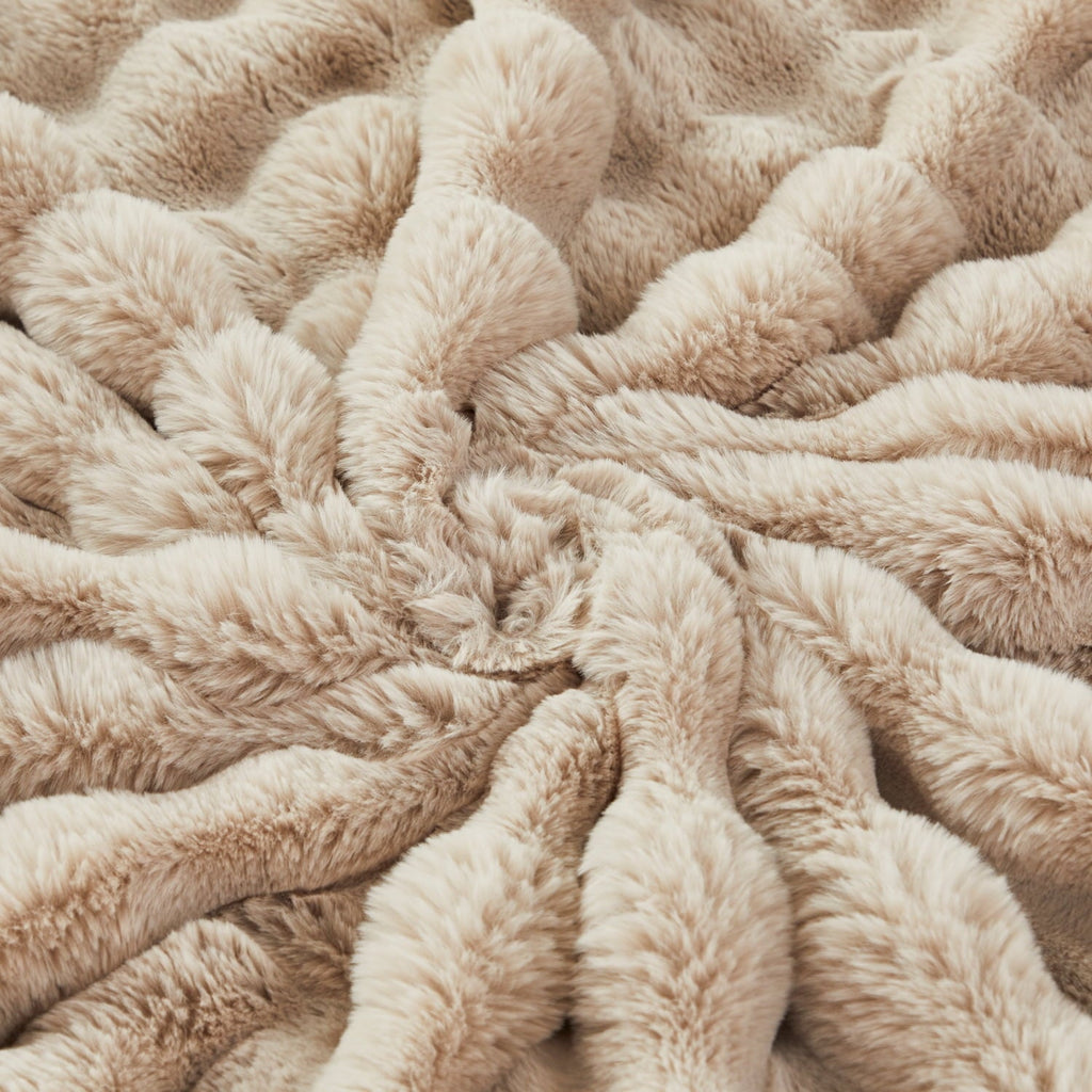 Cozy Fleece Taupe Faux Fur Bubble Blankets for Couch Chair Sofa Luxury Fluffy Thick Bubble Throw Blanket Furry Blanket Fuzzy Soft... - Cozy Fleece Throw Blanket for Couch & Bed Detail