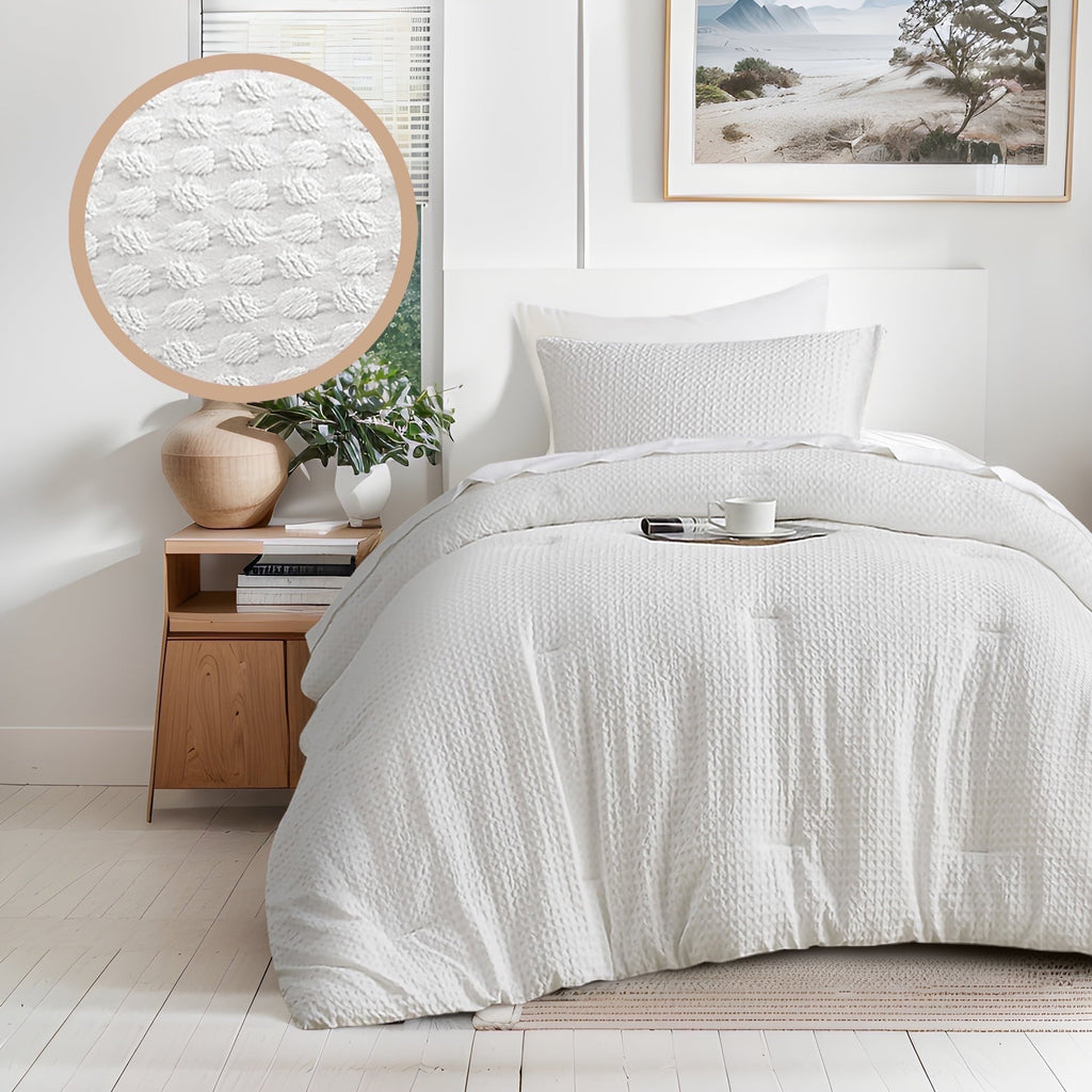 Fluffy Down Alternative Comforter Sets Twin/Twin-XL, 2 Piece Soft Bedding Sets, Off-White Comforter Bed Set with Pillow Shams - All-Season Down Alternative Comforter Insert Detail