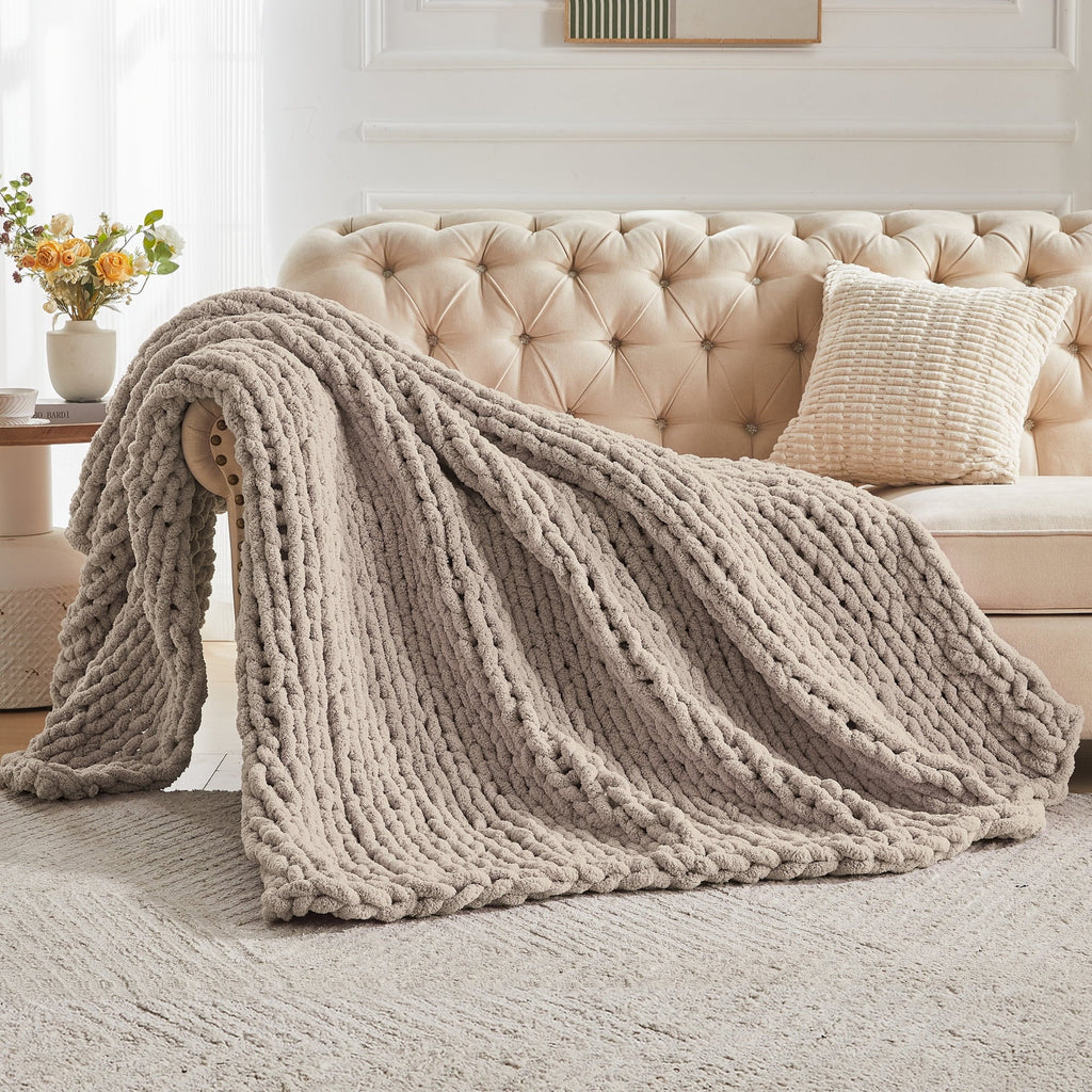 Reversible Sherpa Chunky Knit Throw Blanket Handmade Soft Throws for Couch Sofa Bed, 50" x 60" Taupe - Cozy Fleece Throw Blanket for Couch & Bed Detail