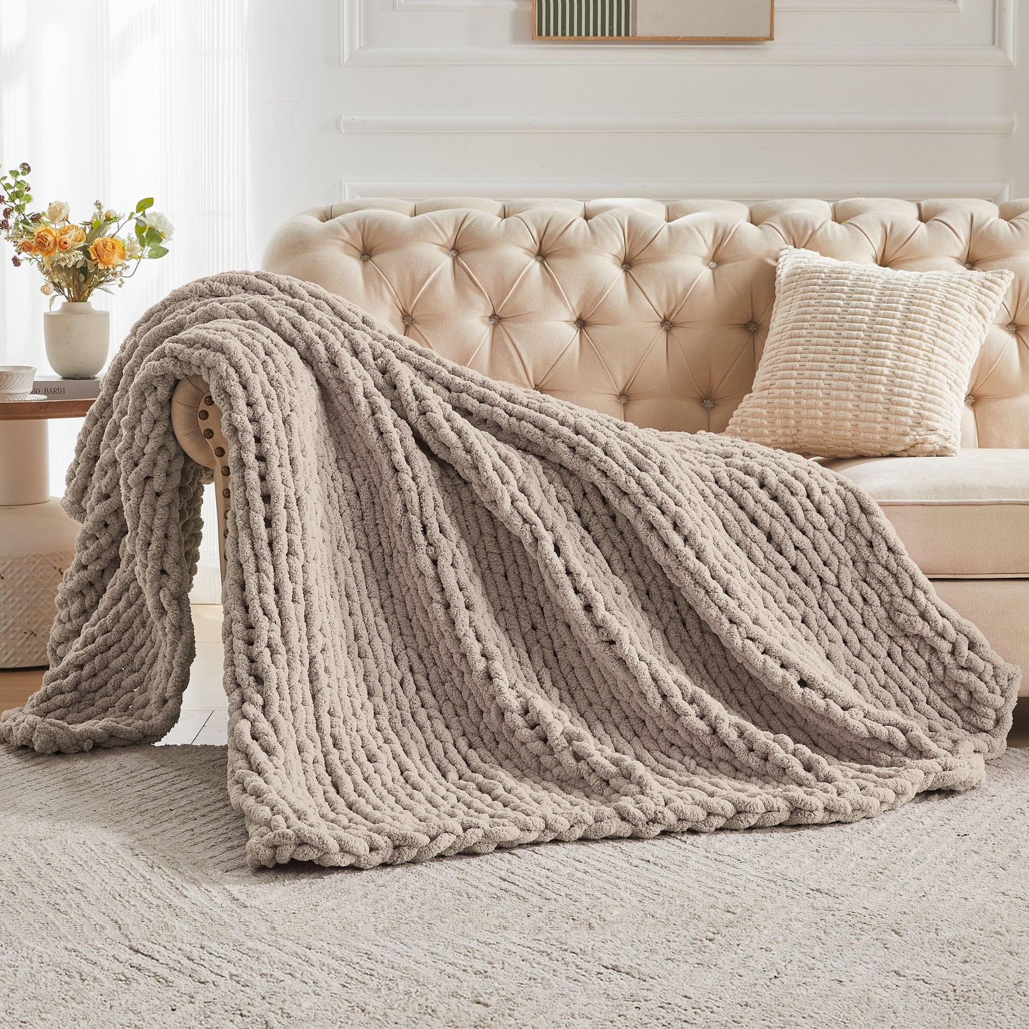 Reversible Sherpa Chunky Knit Throw Blanket Handmade Soft Throws for Couch Sofa Bed, 50" x 60" Taupe - Cozy Fleece Throw Blanket for Couch & Bed Detail