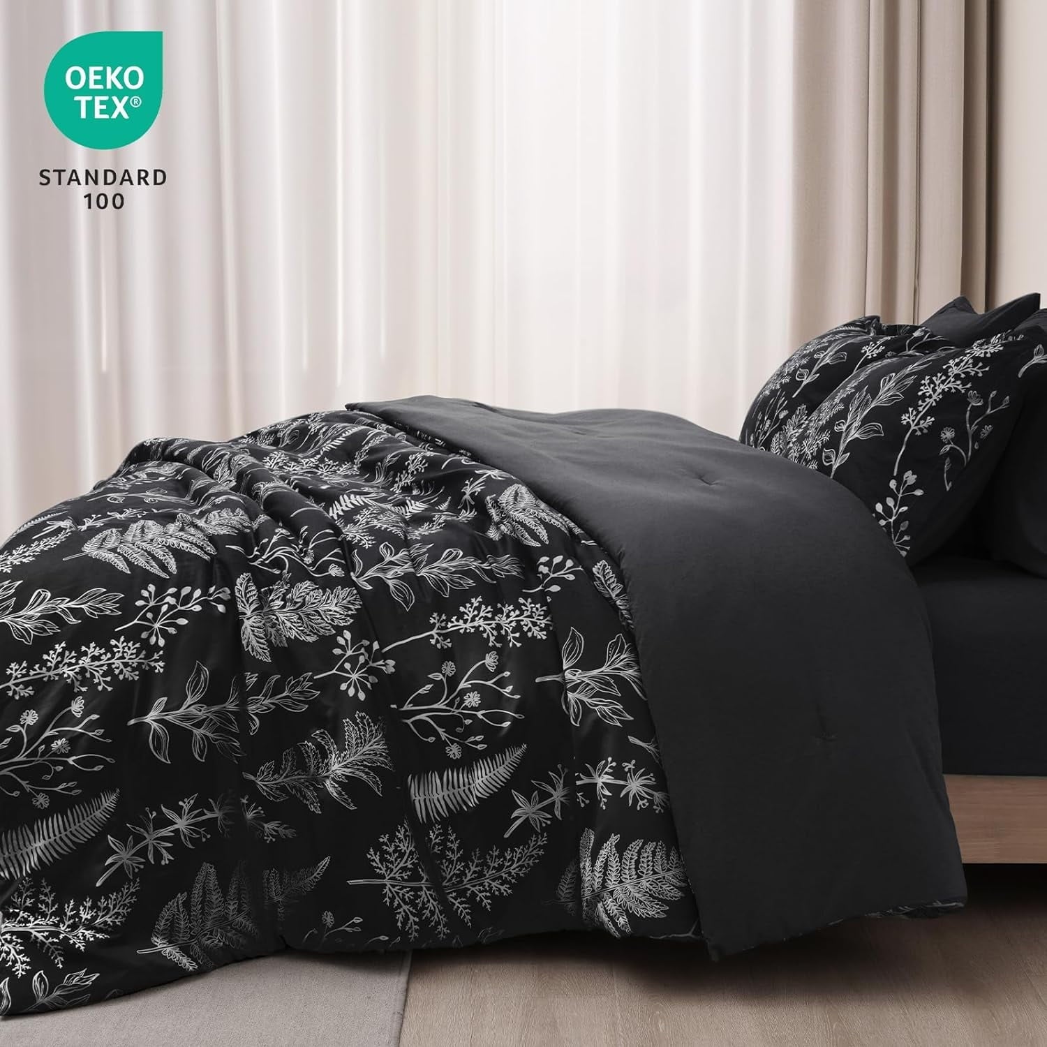 Fluffy Down Alternative 3 Pieces Printed Comforter Set Queen Size, Lightweight Botanical Floral Bed in a Bag, Ultra Soft Bedding Set with 1 R... - Cloud-Like Soft Lightweight Bed Comforter Detail