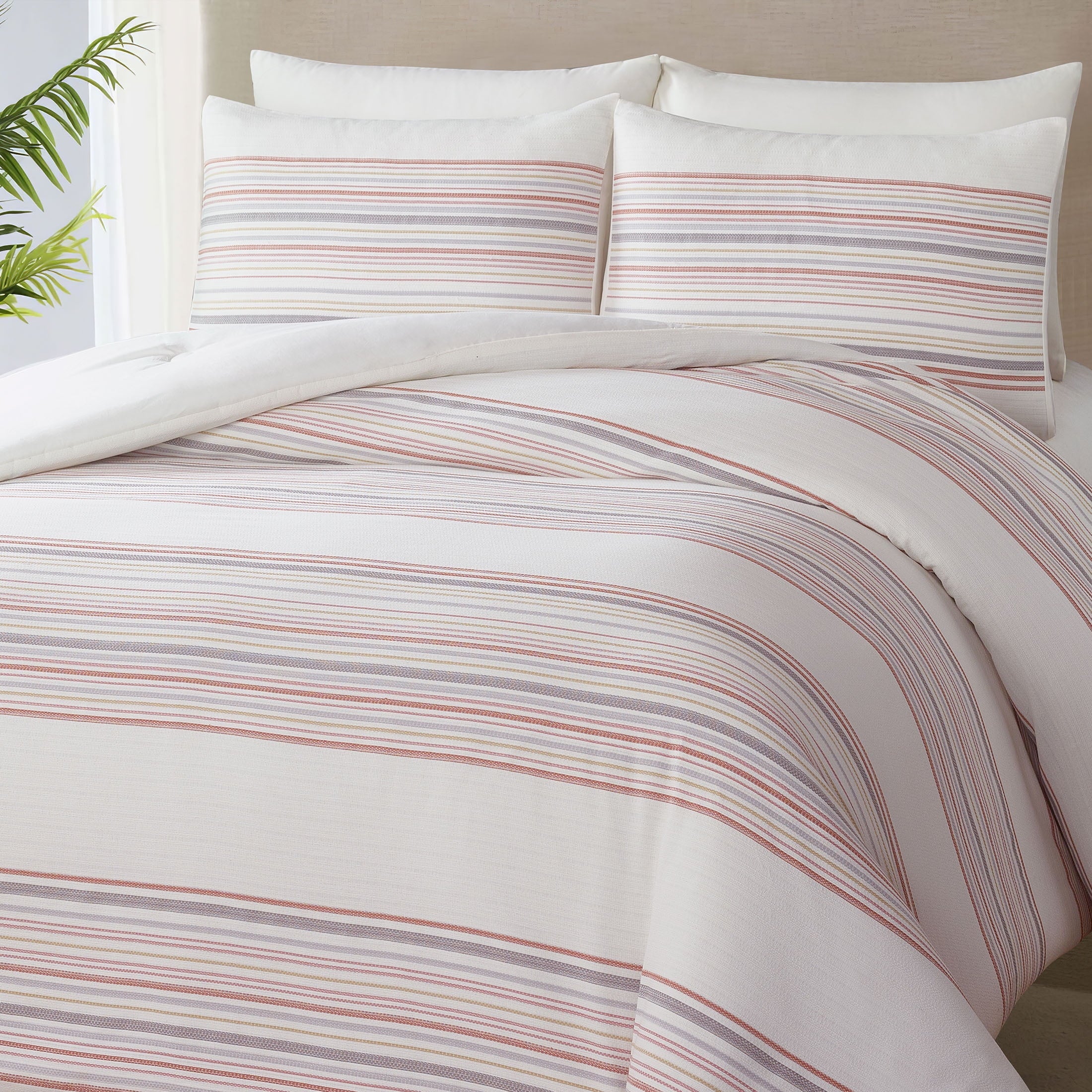 Hypoallergenic Cloud 3-Piece Red Yarn Dye Stripe Comforter Set, Full/Queen - Cloud-Like Soft Lightweight Bed Comforter Detail