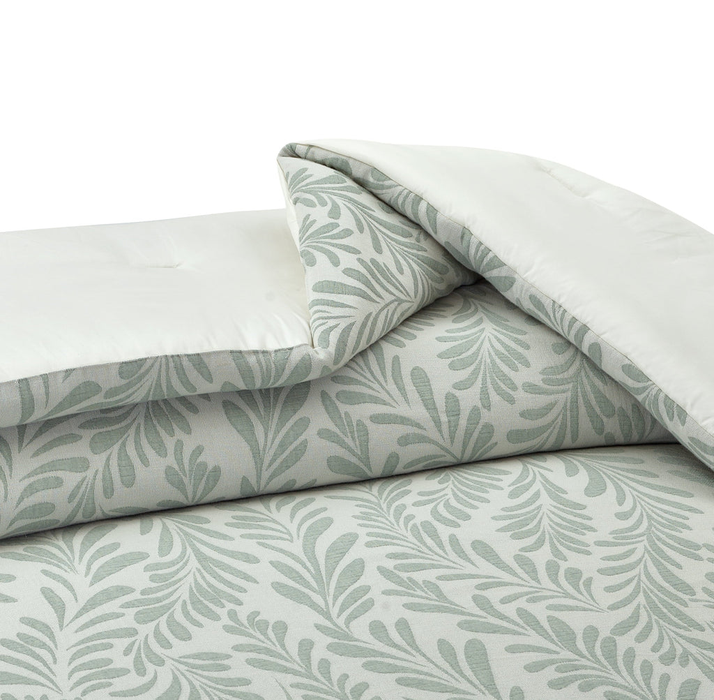 Fluffy Down Alternative Botanical 3-Piece Comforter Set, Green, Full Queen, All Ages - Cloud-Like Soft Lightweight Bed Comforter Detail