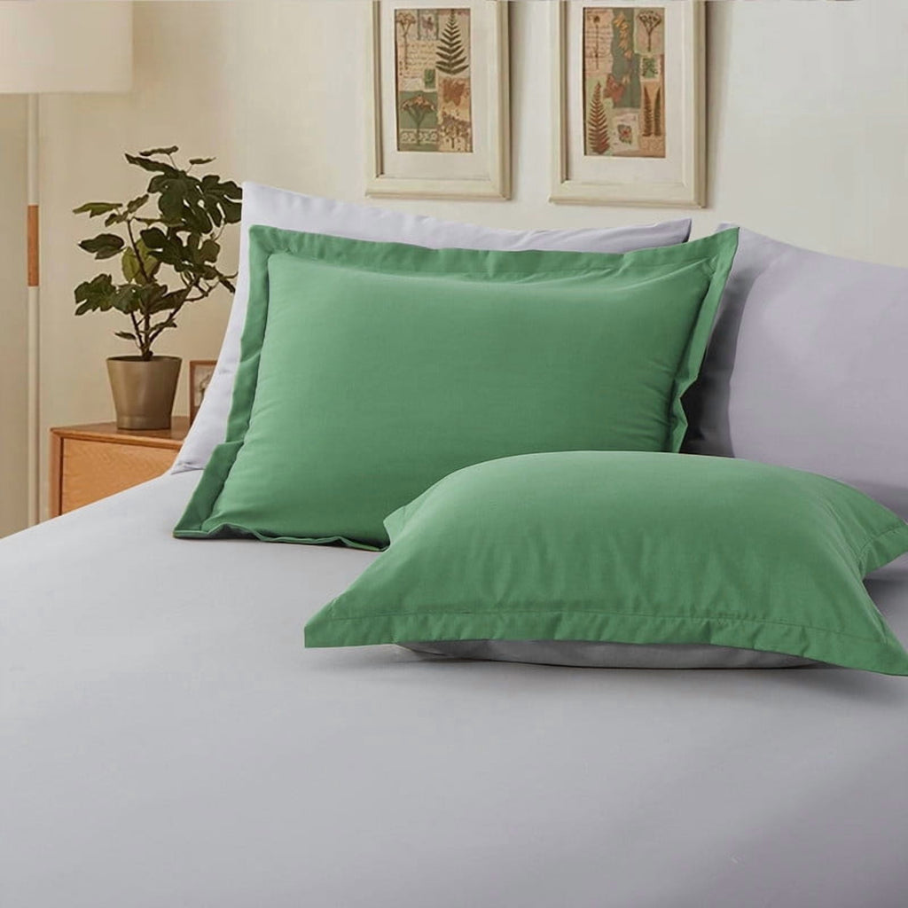 Fluffy Down Alternative Grass Green/Grey Queen Size Comforter Set,3-Pieces Reversible Comforter Set Soft and Lightweight,All Season Down Alte... - Cloud-Like Soft Lightweight Bed Comforter Detail