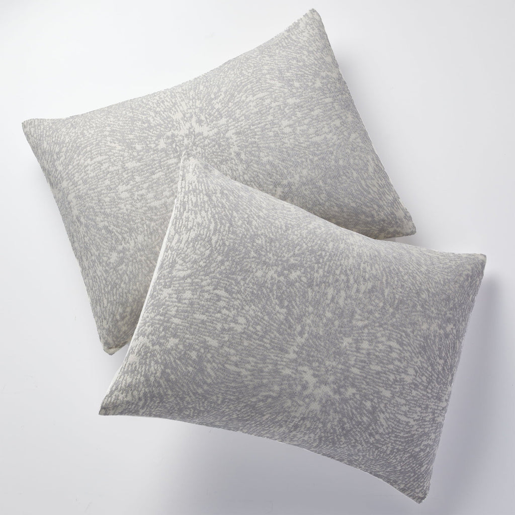 All-Season Better Homes & Garden Grey Chenille 3-Piece Comforter Set, Full/Queen, All Ages - All-Season Down Alternative Comforter Insert Detail