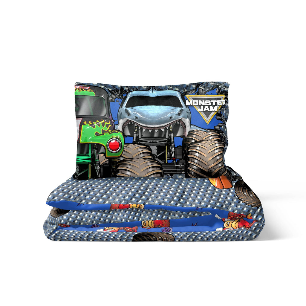 All-Season Monster Jam Smash & Mash Kids Multicolor 2 Piece Reversible Comforter and Pillowcase Bedding Set, Twin/Full - Hypoallergenic Ultra-Fluffy Quilt for Winter Detail