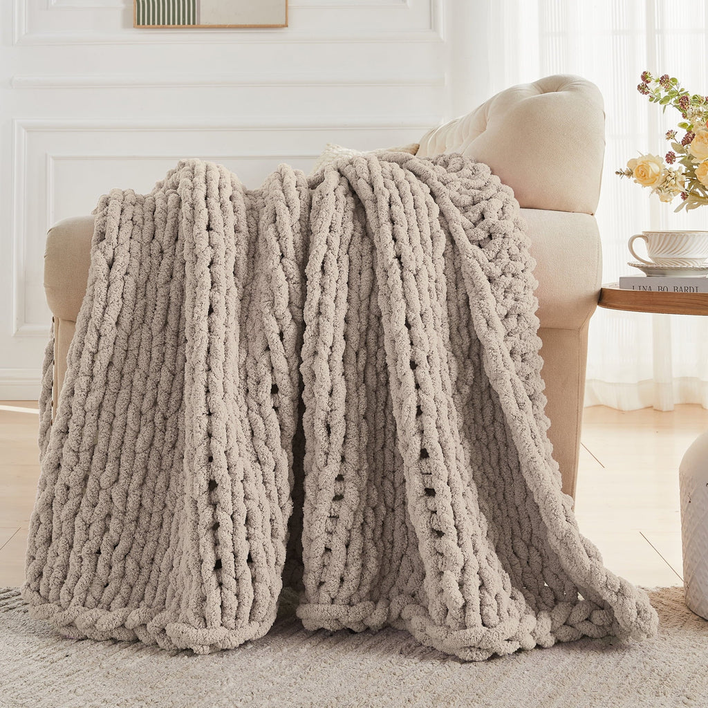 Reversible Sherpa Chunky Knit Throw Blanket Handmade Soft Throws for Couch Sofa Bed, 50" x 60" Taupe - Cozy Fleece Throw Blanket for Couch & Bed Detail