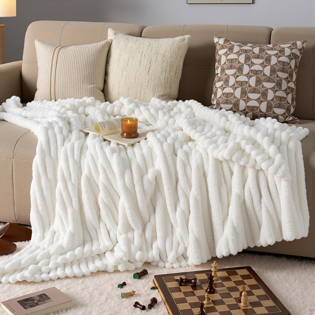 Cozy Fleece Throw Blanket for Couch,Bed,Sofa,White Flannel Blanket,Soft Throw Blanket ,Gifts for Women Mom Girls,Throw Home Room ... - Luxury Knitted Decorative Throw Blanket with Fringes Detail