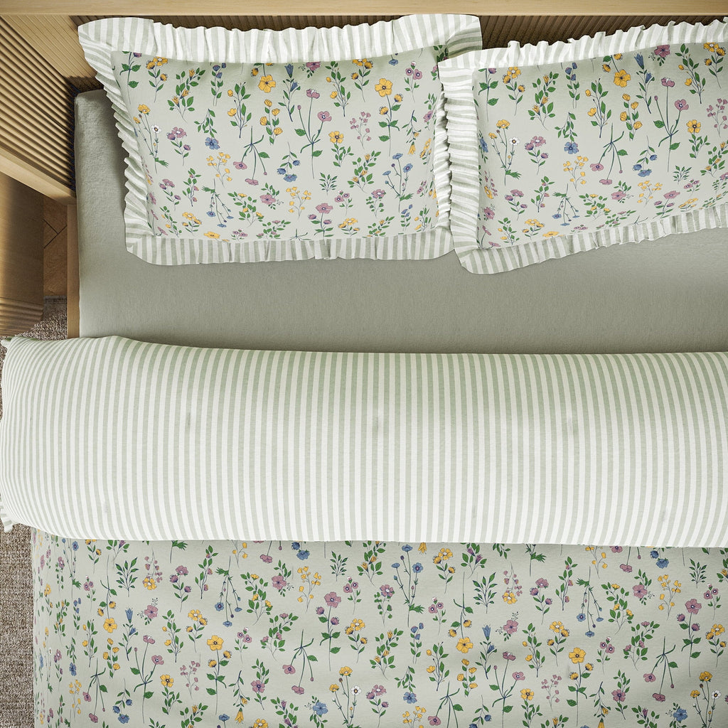 Fluffy Down Alternative 100% Cotton Botanical 3-Piece Sage Green Comforter Set, Full/Queen - Hypoallergenic Ultra-Fluffy Quilt for Winter Detail