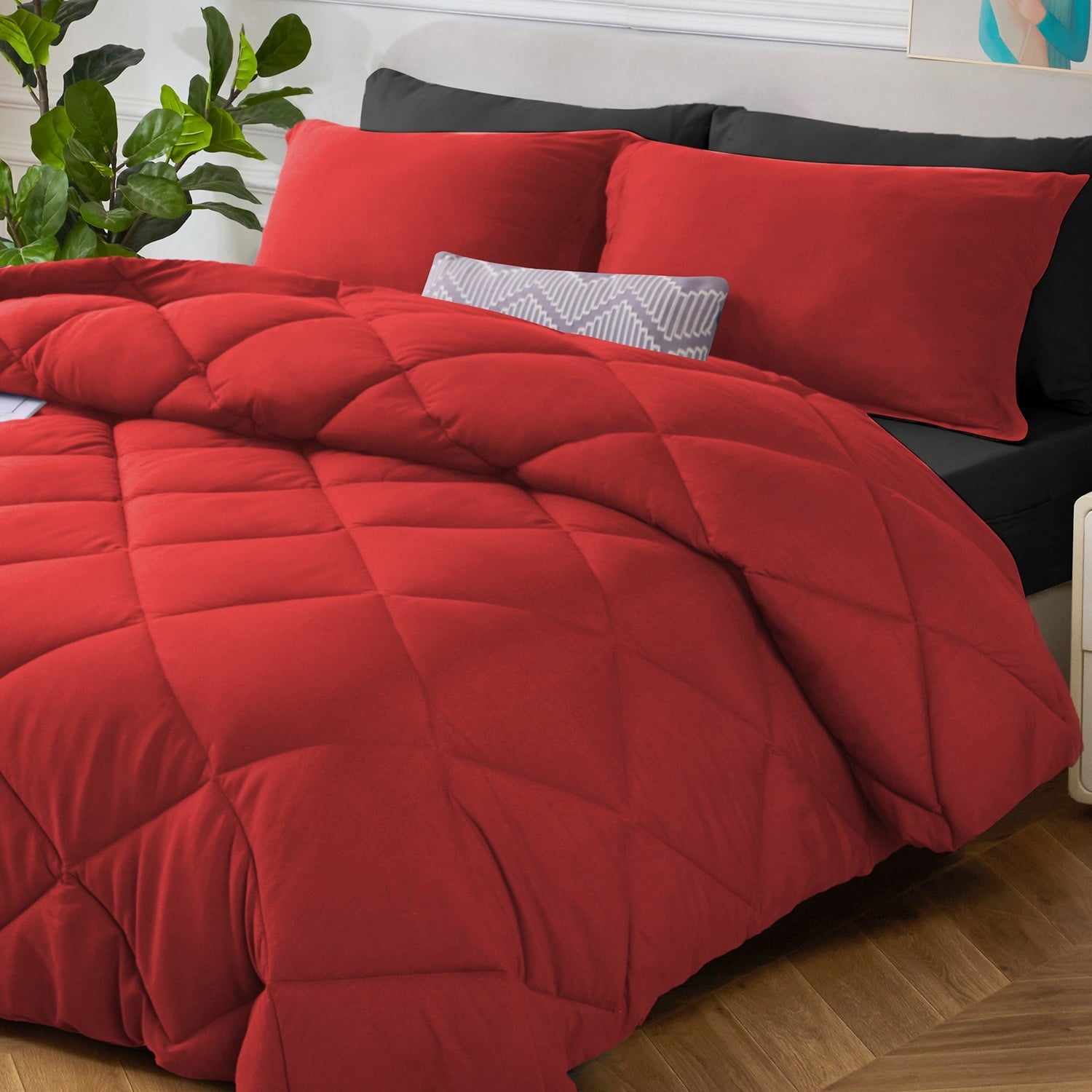 Hypoallergenic Cloud 7 Piece Reversible Queen Comforter Set - Red Quilted Down Alternative Bedding All Season Super Soft Microfiber Bed in... - All-Season Down Alternative Comforter Insert Detail