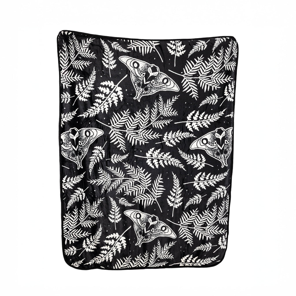 Decorative Knitted Black and White Polyester Throw Blanket, 50" X 60" - Lightweight Plush Warm Blanket for All Seasons Detail