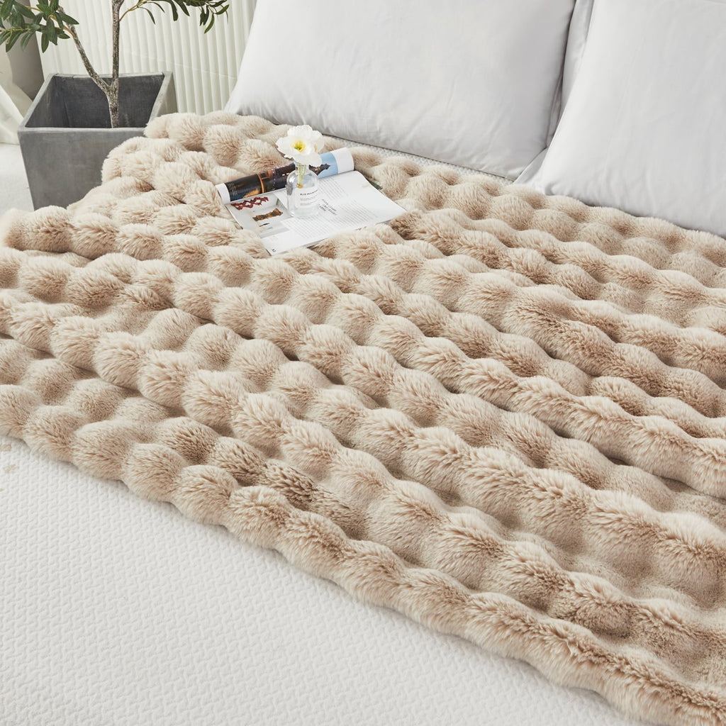 Cozy Fleece Taupe Faux Fur Bubble Blankets for Couch Chair Sofa Luxury Fluffy Thick Bubble Throw Blanket Furry Blanket Fuzzy Soft... - Cozy Fleece Throw Blanket for Couch & Bed Detail