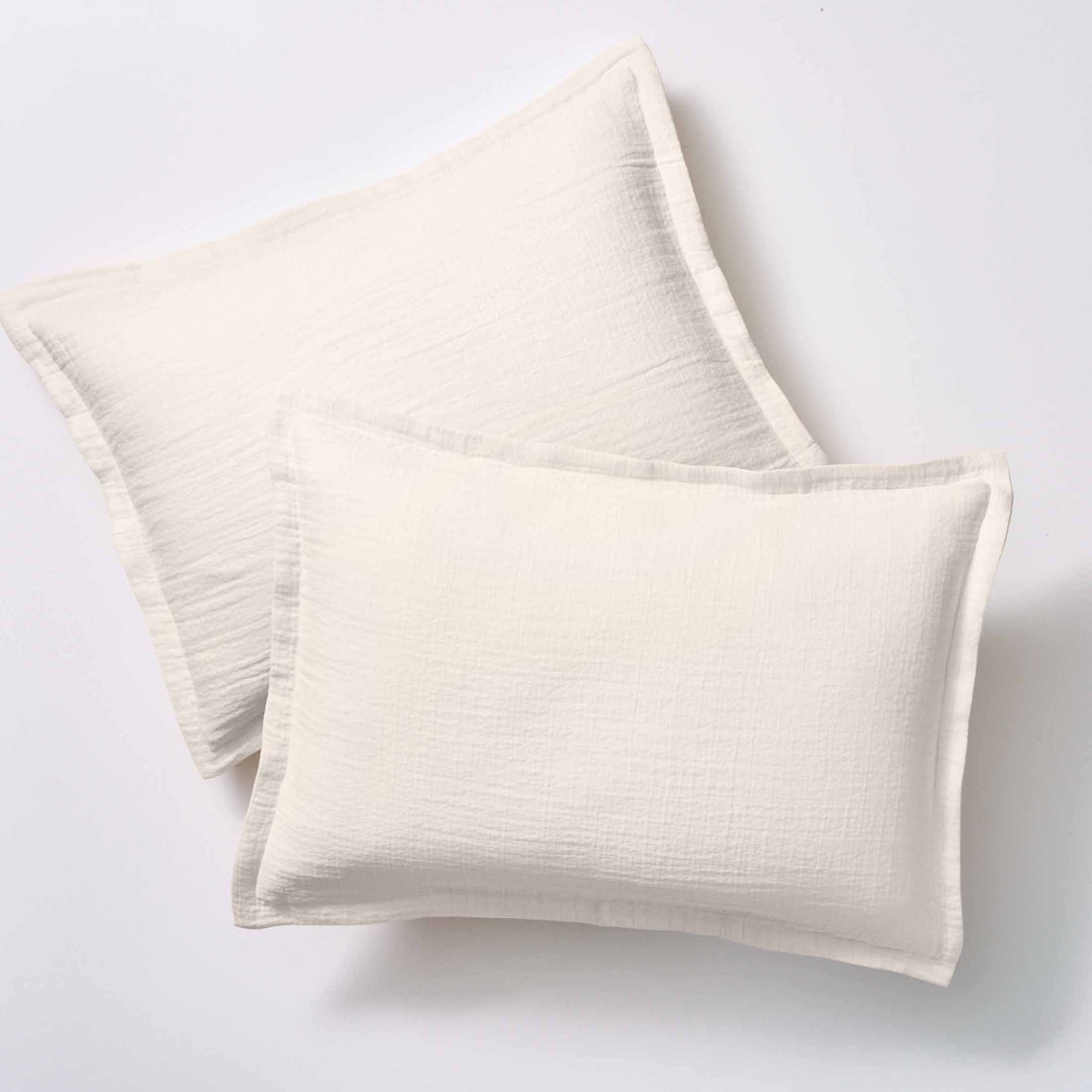 Luxurious Quilted 3-Piece Cream Gauze Comforter Set, Adult Full/Queen - Luxurious Quilted Duvet Cover Set Detail