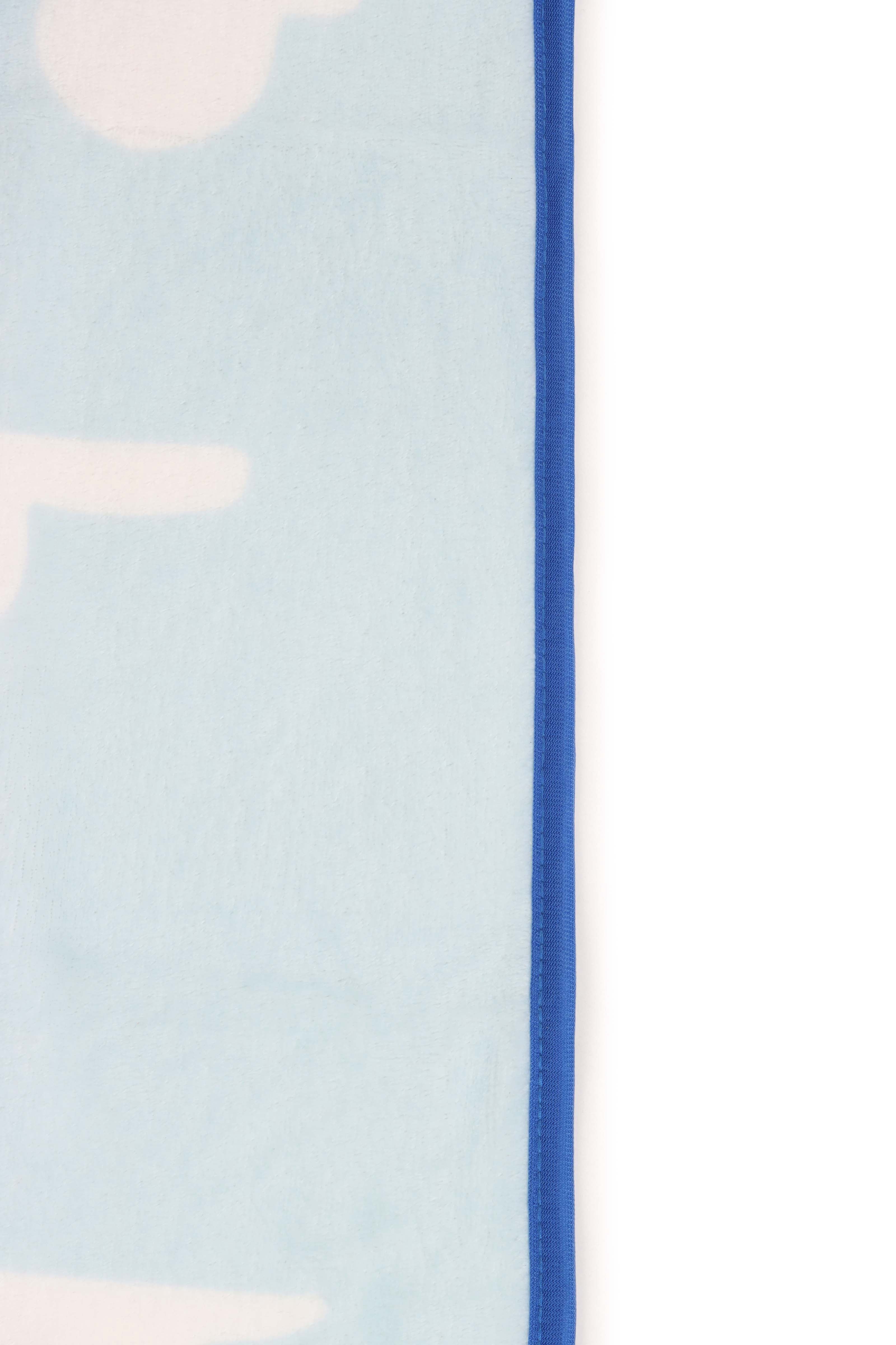Super Soft Flannel Clouds Kids Throw Blanket, Soft Coral Fleece, Blue, 46" x 60" - Cozy Fleece Throw Blanket for Couch & Bed Detail
