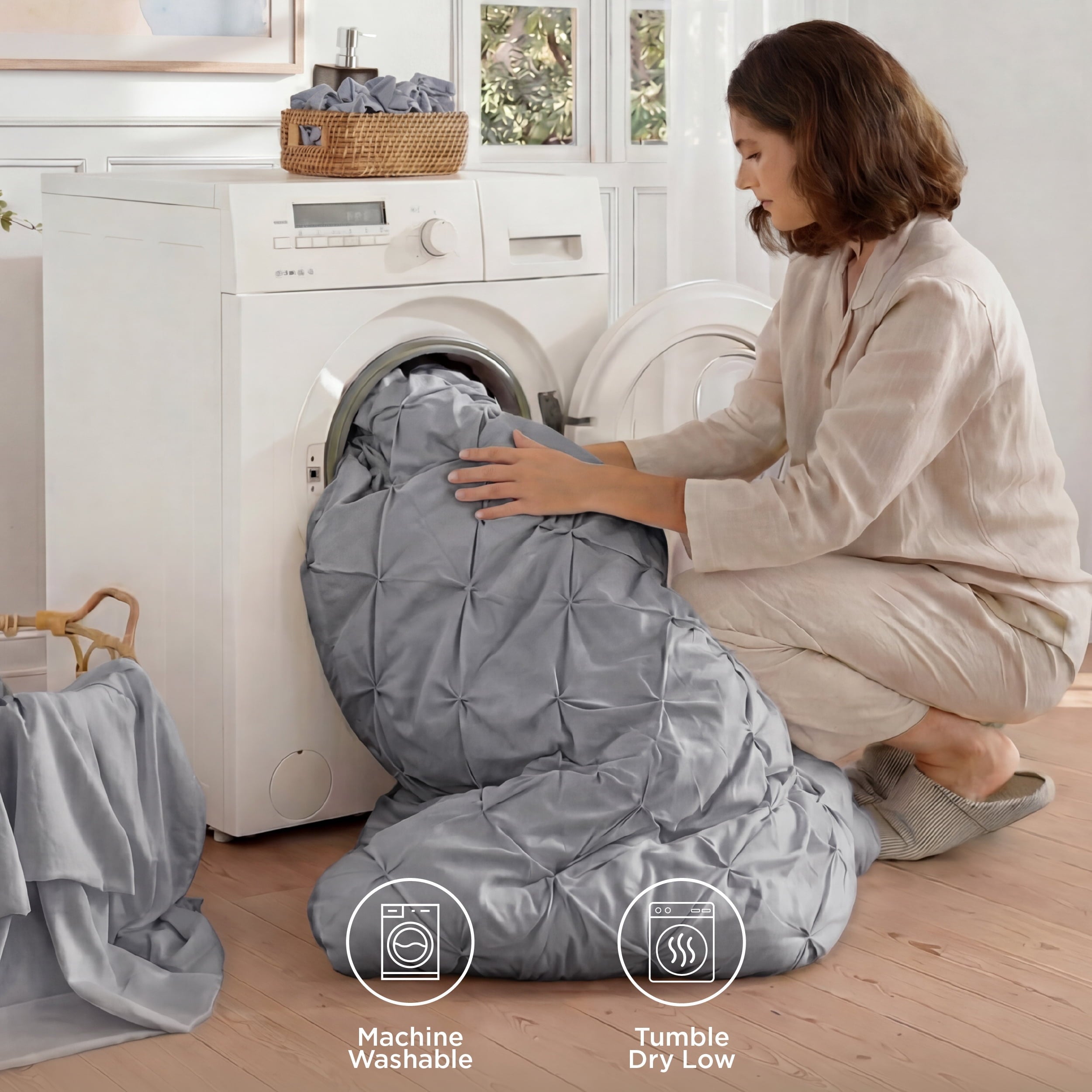 Fluffy Down Alternative Queen Comforter Set Grey, Bed in a Bag Queen Size Bedding, 7 Pieces Pinch Pleat All Season Comforter - Hypoallergenic Ultra-Fluffy Quilt for Winter Detail