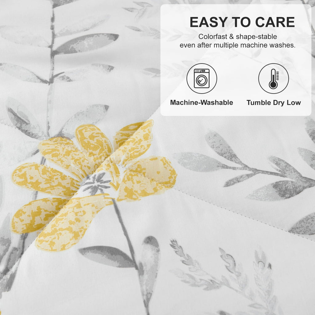 Luxurious Quilted 3 Piece Comforter Set Queen Yellow Floral Quilt Microfiber Patchwork Bedspread - Cloud-Like Soft Lightweight Bed Comforter Detail
