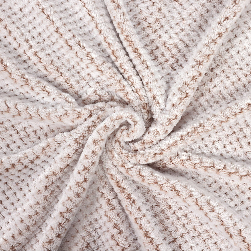 Lightweight Warm Waffle Textured Mixed Camel Fleece Blanket, Super Soft and Warm 50"x70" Throw Blanket for Couch, Cozy, Fuzzy and Ligh... - Super Soft Reversible Sherpa Flannel Blanket Detail