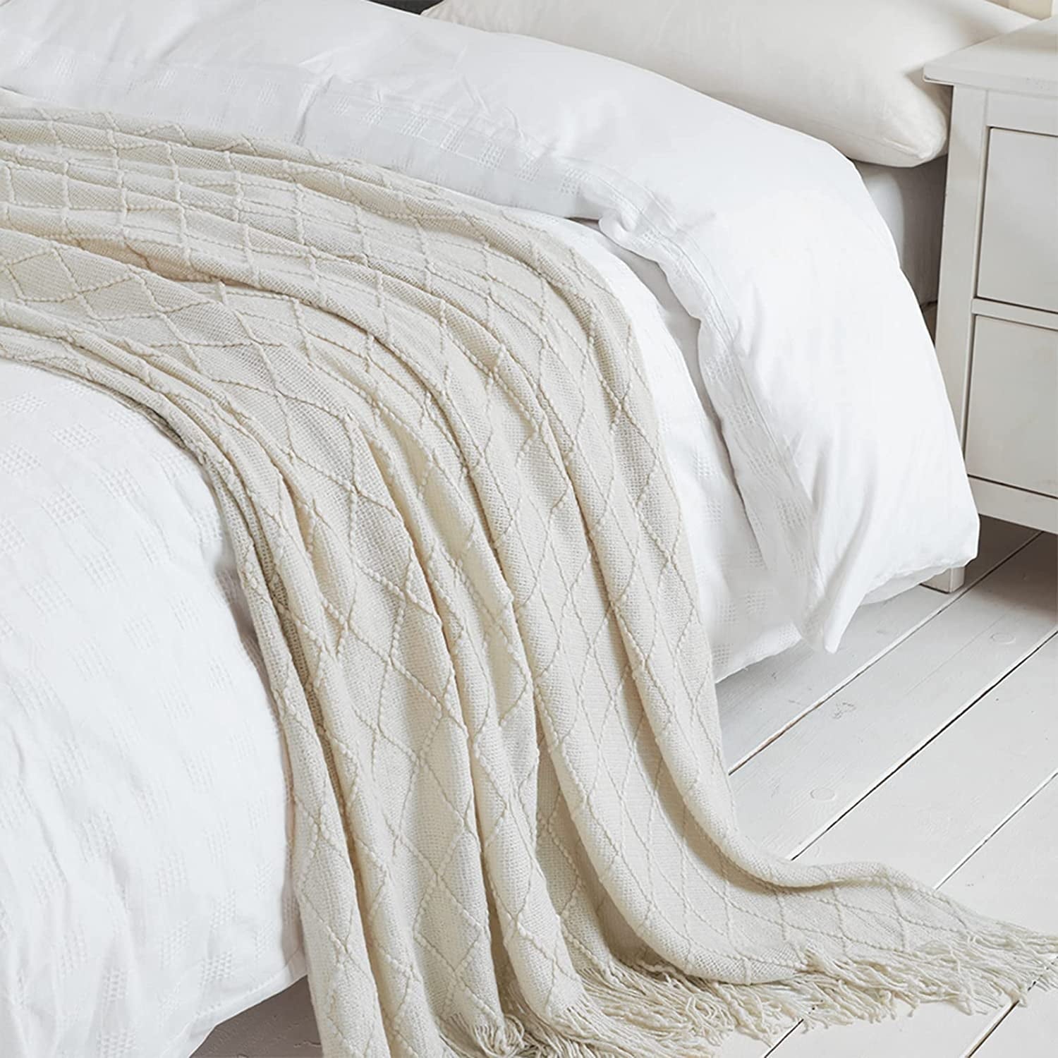 Lightweight Warm Rhombus Beige Throw Blanket, Soft and Lightweight, 50"x 60" - Super Soft Reversible Sherpa Flannel Blanket Detail