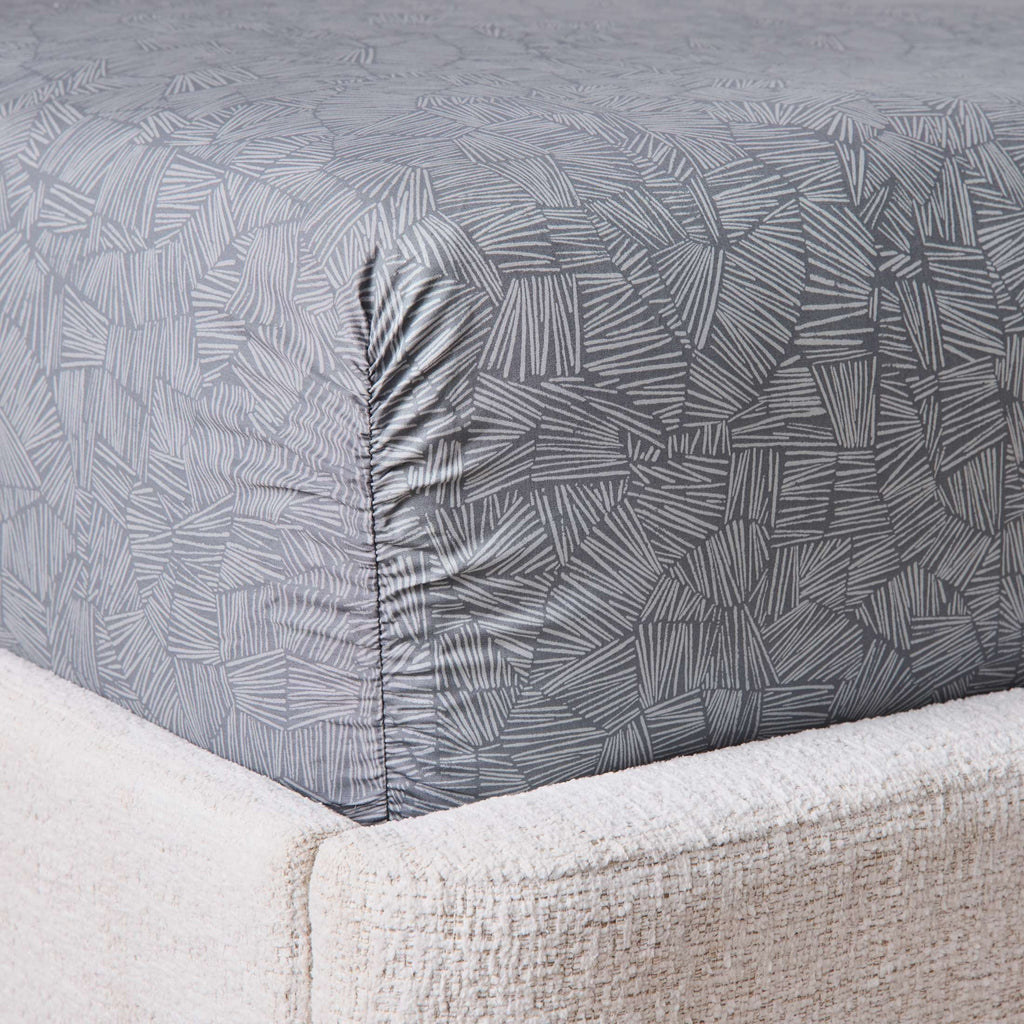 Ultra-Soft 300 Thread Count 4-Piece Cotton Percale Ziggy Geo Print Grey Flannel Bed Sheet Set, Queen - Breathable Egyptian Cotton Flat & Fitted Sheets Detail