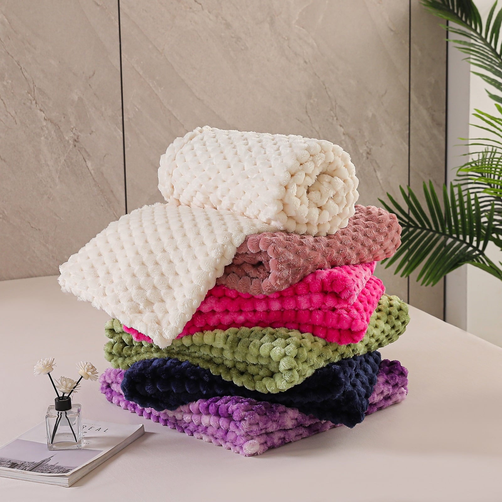 Reversible Sherpa Large Soft Fleece Throw Blanket, 50"x70" Stylish Jacquard Throw Blanket for Couch, Cozy, Warm, Lightweight Dusty Pink... - Lightweight Plush Warm Blanket for All Seasons Detail
