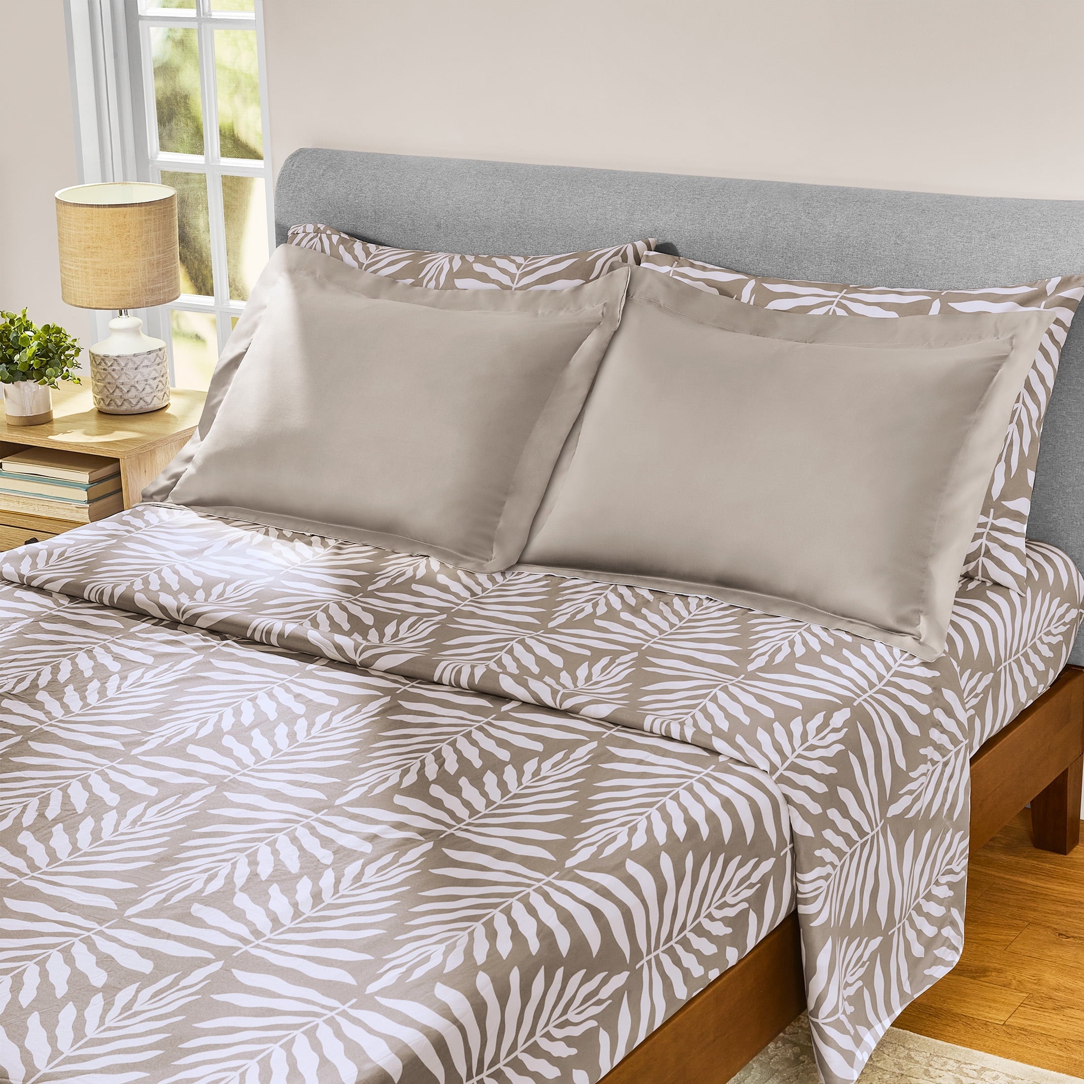 Luxurious Quilted All in One Reversible Comforter and Sheet Set- 7 Piece, Queen, Beige Palm - Luxurious Quilted Duvet Cover Set Detail