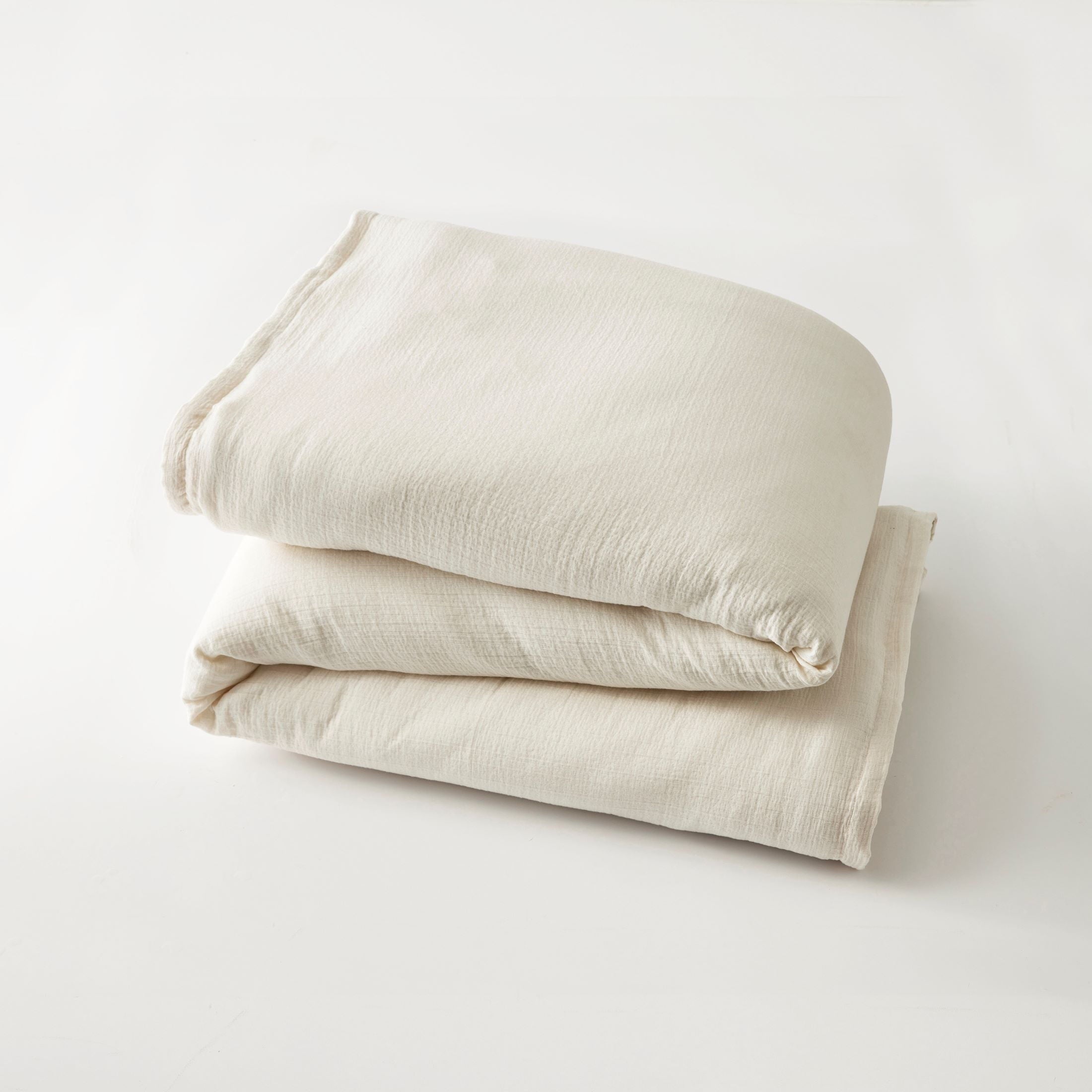 Luxurious Quilted 3-Piece Cream Gauze Comforter Set, Adult Full/Queen - Luxurious Quilted Duvet Cover Set Detail