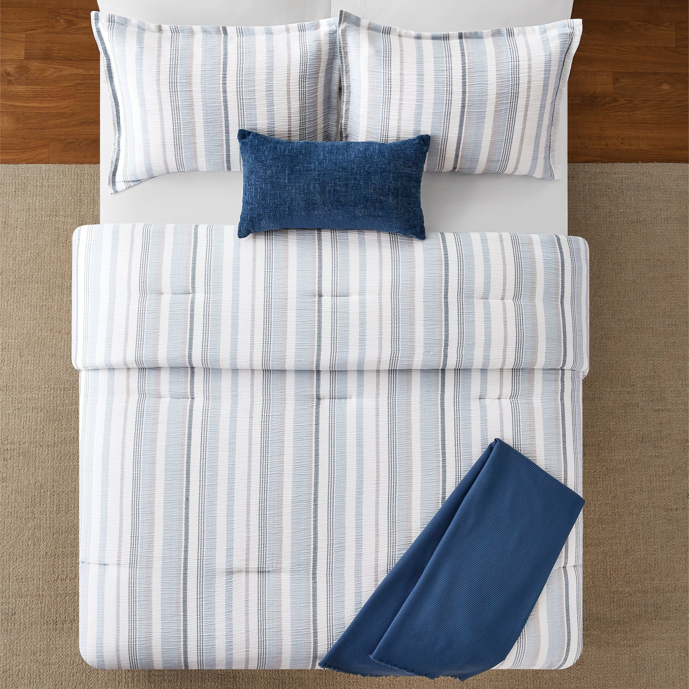 Fluffy Down Alternative Full/Queen Comforter Set, All-Season, 5-Piece, Blue Yarn Dyed Stripe - Luxurious Quilted Duvet Cover Set Detail