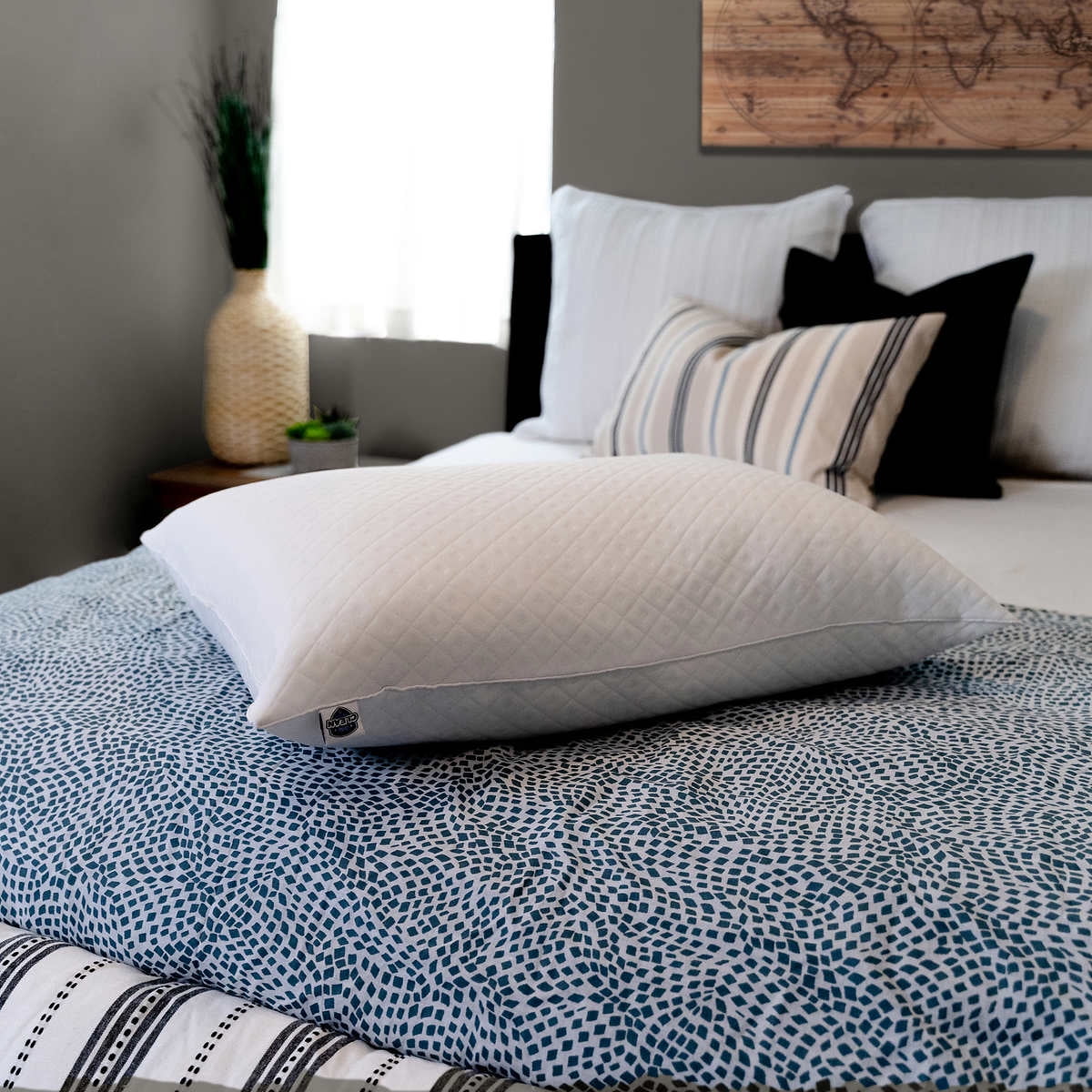 Hotel Collection Pure Luxury Queen Eternaloft Bed Pillows - Hypoallergenic, Machine Washable (2 Count) - Ergonomic Memory Foam Pillow for Neck Pain Support Detail