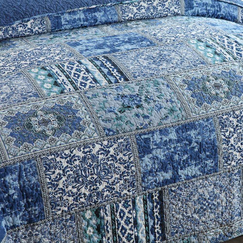 All-Season Quilt Comforter Cotton Bedding Set With Shams, Vintage Blue, King - Luxurious Quilted Duvet Cover Set Detail
