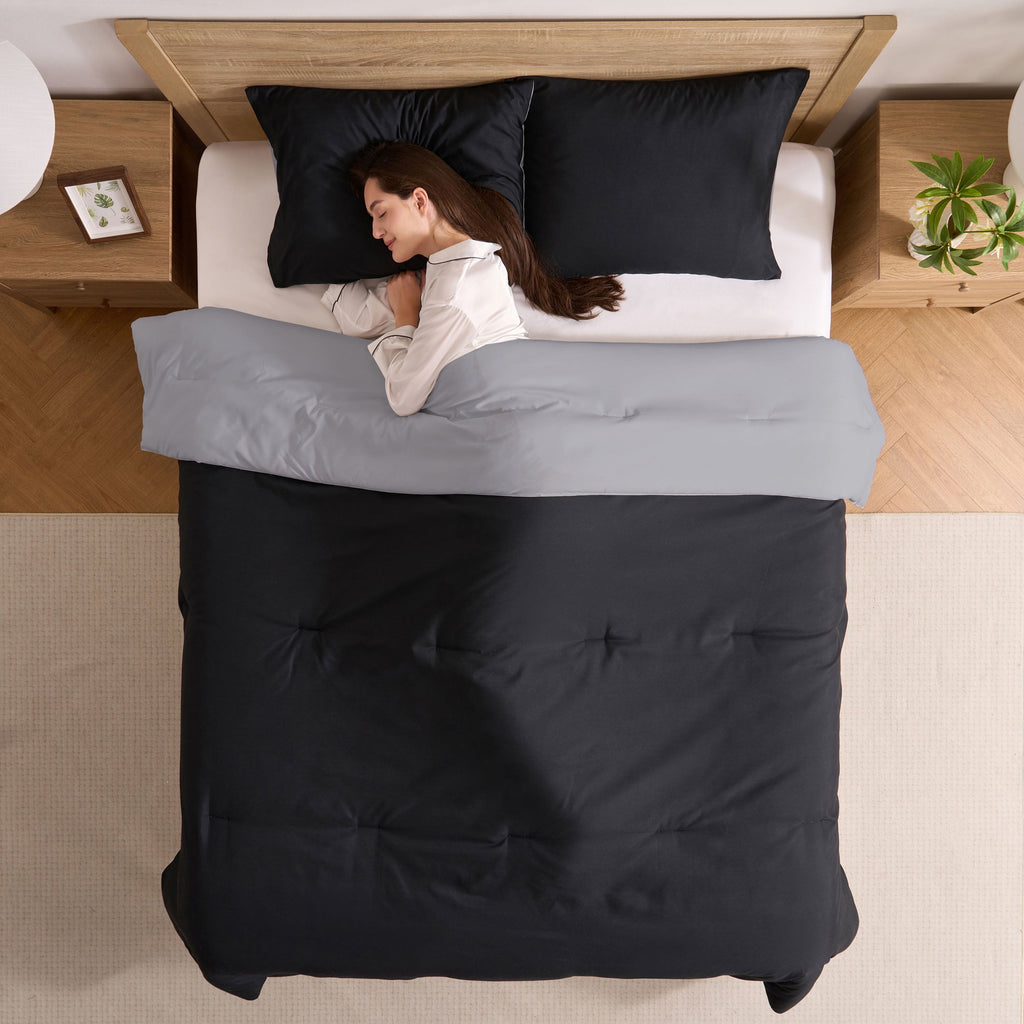Luxurious Quilted Comforter Sets, All Season Lightweight Reversible Queen Comforter Set, 3-Pc Bedding Sets, Black/Charcoal gray - Hypoallergenic Ultra-Fluffy Quilt for Winter Detail