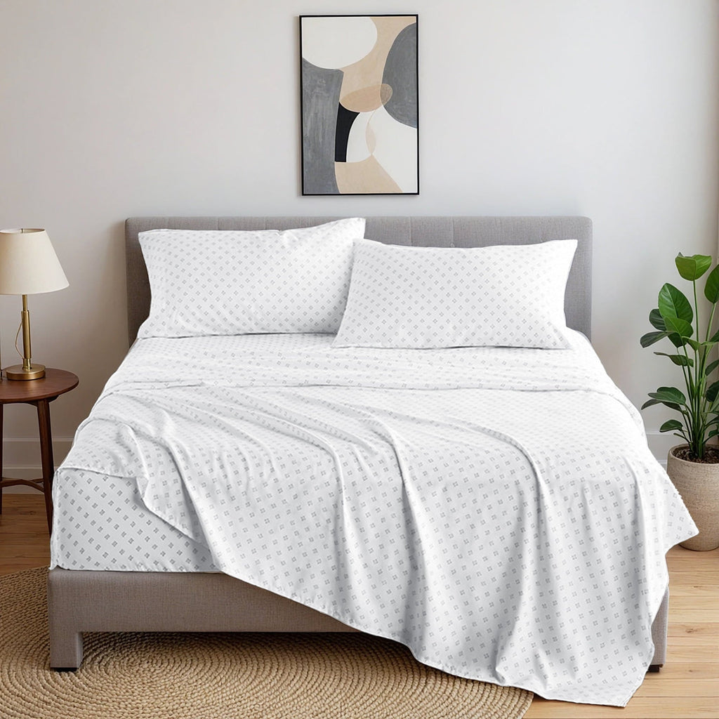 All-Season Queen Size Comforter Set, 7-Piece Reversible Bed in a Bag with Sheets, Navy - Cloud-Like Soft Lightweight Bed Comforter Detail