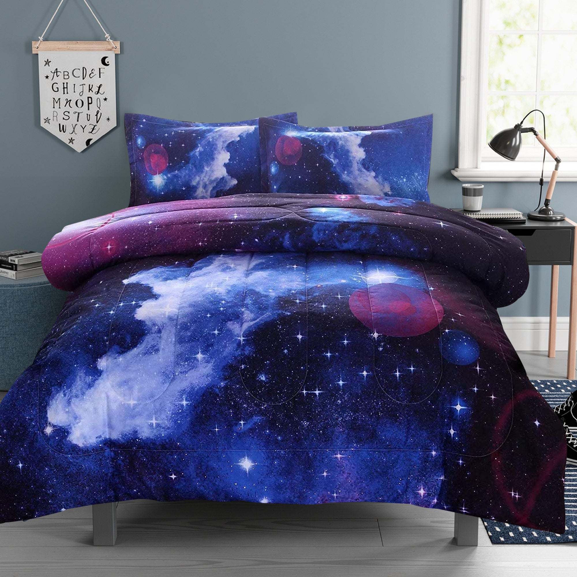 Fluffy Down Alternative Galaxy Bedding Sets Outer Space Comforter 3D Printed Space Quilt Set Full Size for Kids Blue - All-Season Down Alternative Comforter Insert Detail