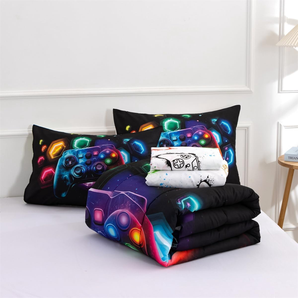 Luxurious Quilted Game Console Comforter Set for Boys Girls Kids Space Universe Gaming Geometric Lightweight Microfiber Gamer Bedding S... - All-Season Down Alternative Comforter Insert Detail
