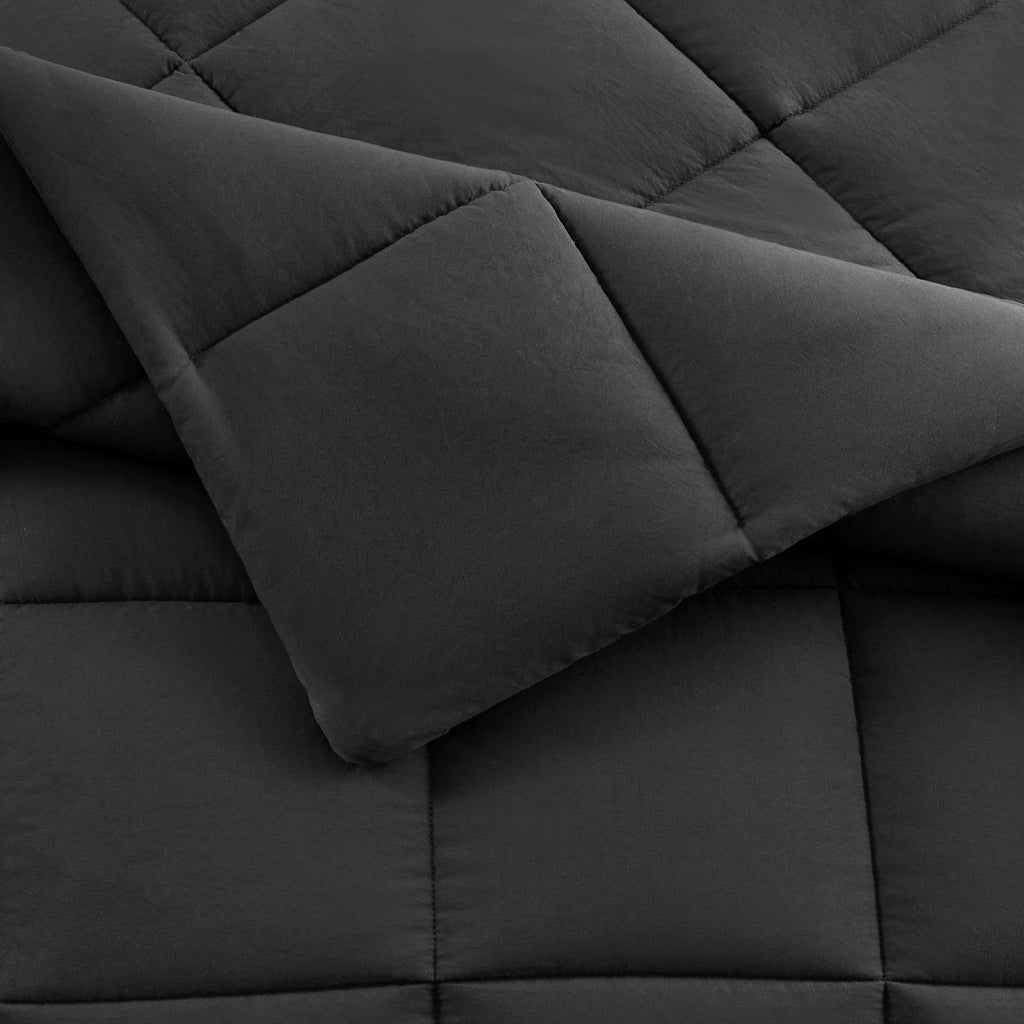 Hypoallergenic Cloud All in One Down Alt Reversible Comforter and Sheet set- 5 Piece, Twin, Black - Luxurious Quilted Duvet Cover Set Detail
