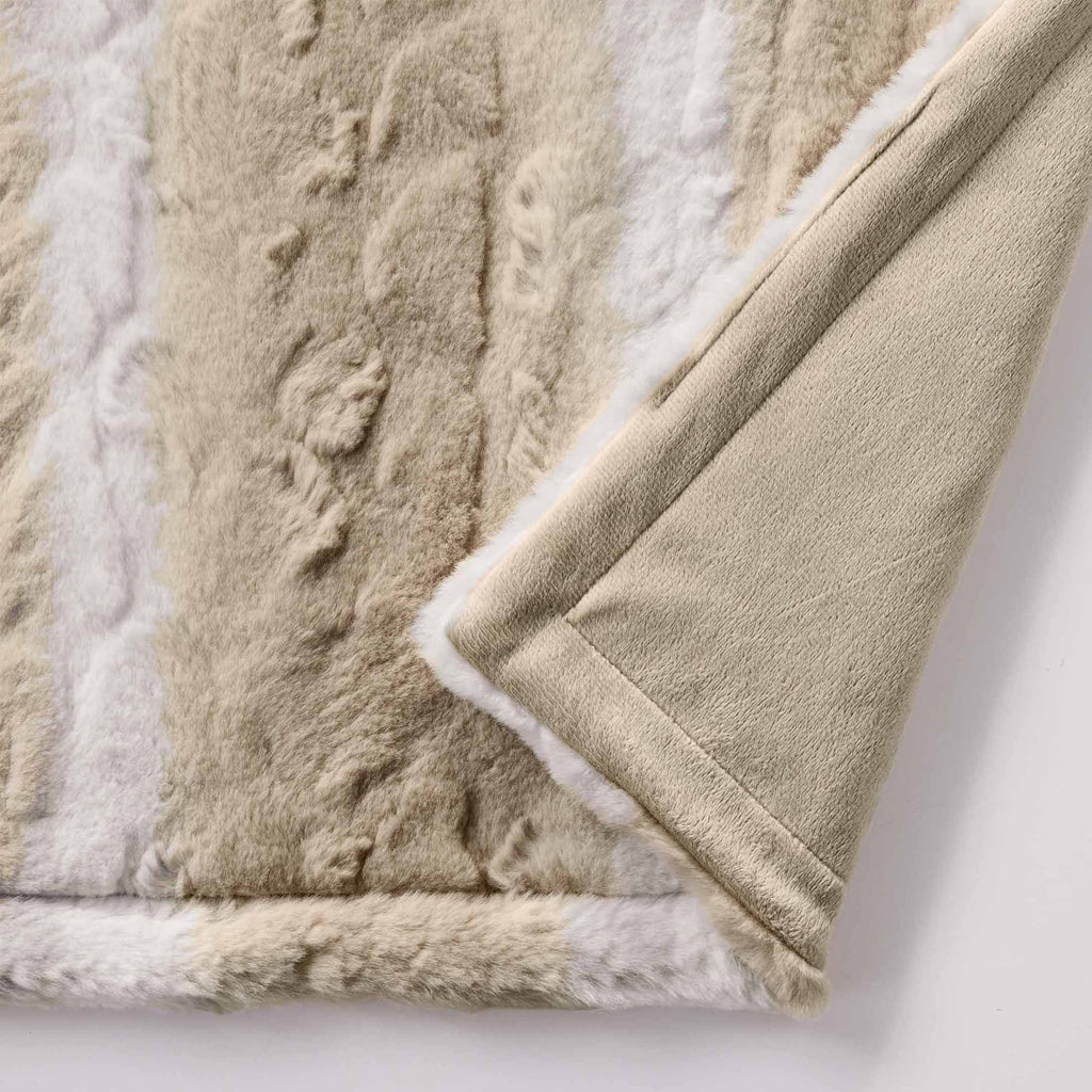 Super Soft Flannel Almond Biscuit Ombre Faux Fur Throw, 50"x72" - Super Soft Reversible Sherpa Flannel Blanket Detail