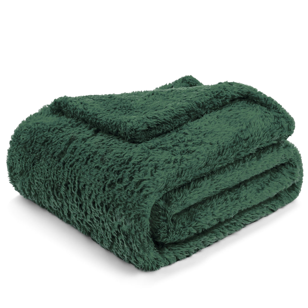 Super Soft Flannel Sherpa Throw Blanket For Couch Sofa, Emerald Green Fluffy Warm Plush Blanket for Bed, Cozy Super Soft Lightweight Thr... - Cozy Fleece Throw Blanket for Couch & Bed Detail