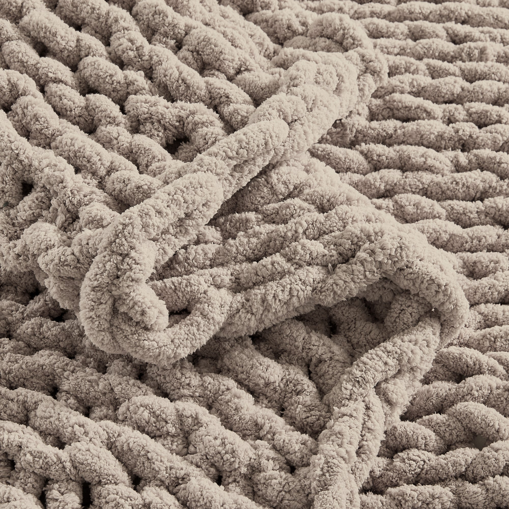 Reversible Sherpa Chunky Knit Throw Blanket Handmade Soft Throws for Couch Sofa Bed, 50" x 60" Taupe - Cozy Fleece Throw Blanket for Couch & Bed Detail