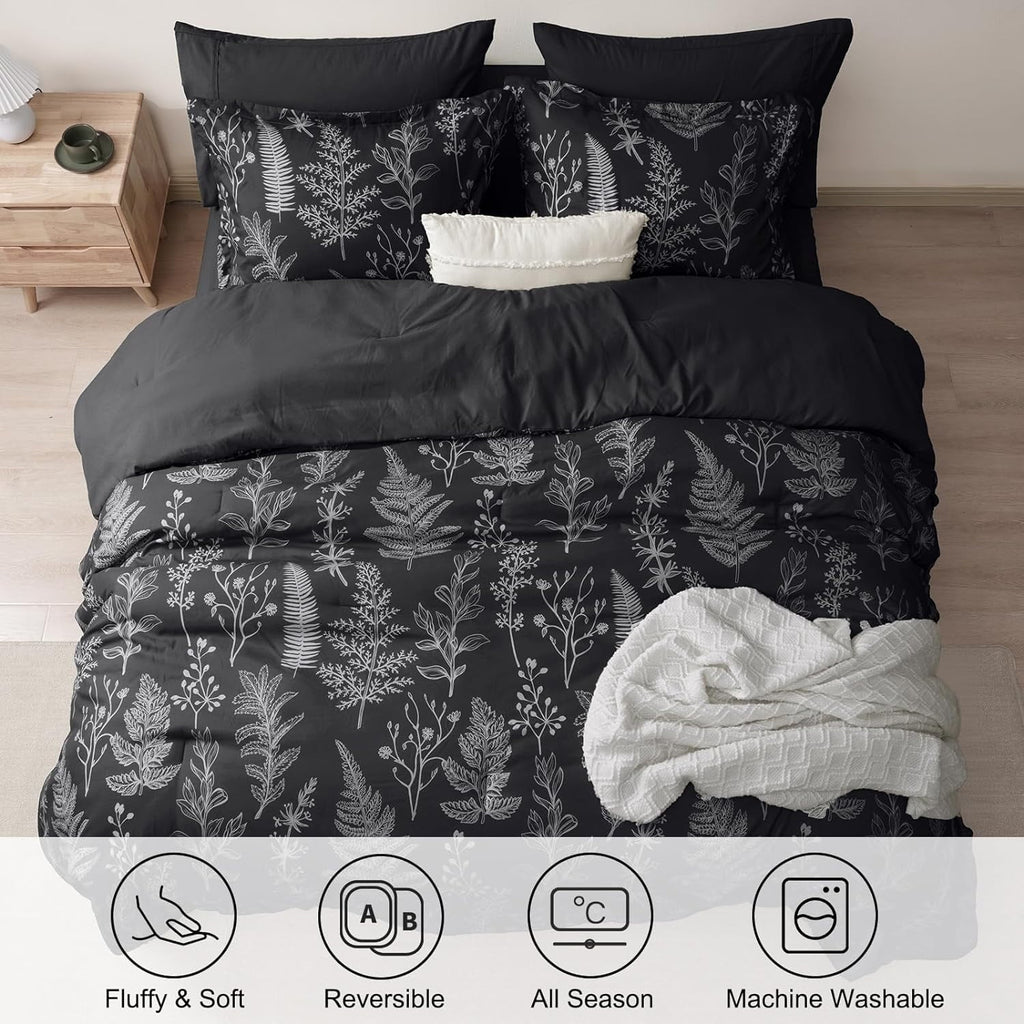 Fluffy Down Alternative 3 Pieces Printed Comforter Set Queen Size, Lightweight Botanical Floral Bed in a Bag, Ultra Soft Bedding Set with 1 R... - Cloud-Like Soft Lightweight Bed Comforter Detail