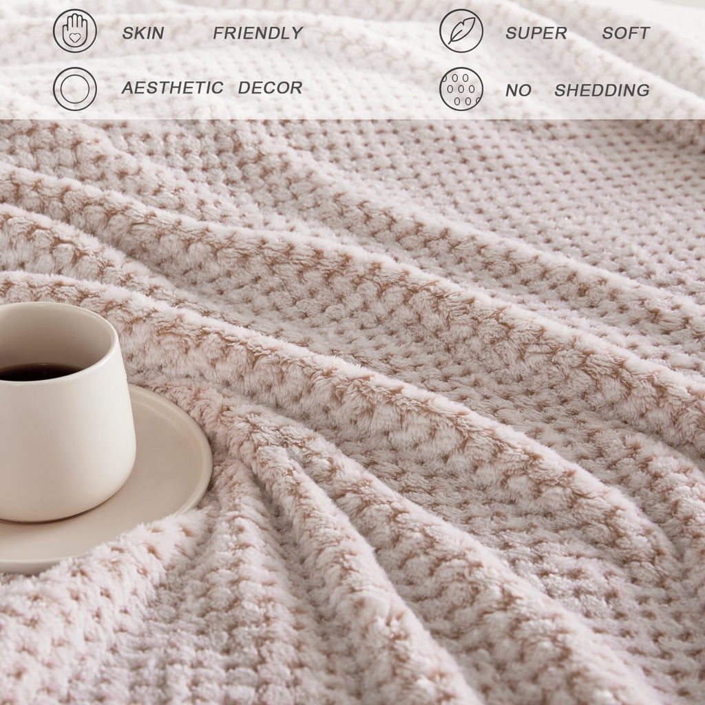 Lightweight Warm Waffle Textured Mixed Camel Fleece Blanket, Super Soft and Warm 50"x70" Throw Blanket for Couch, Cozy, Fuzzy and Ligh... - Super Soft Reversible Sherpa Flannel Blanket Detail