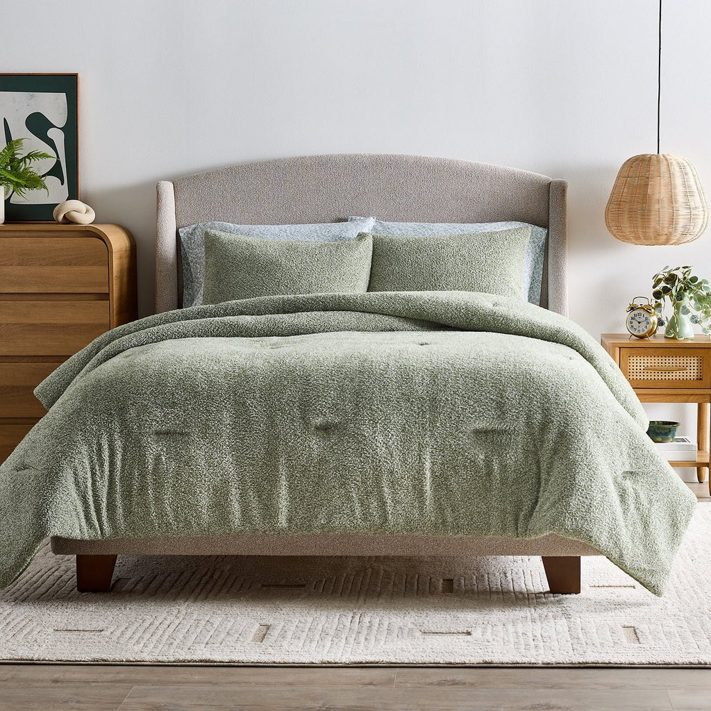 Fluffy Down Alternative King, Comforter Set with Shams - Soft and Cozy, Green - Cloud-Like Soft Lightweight Bed Comforter - Default Title