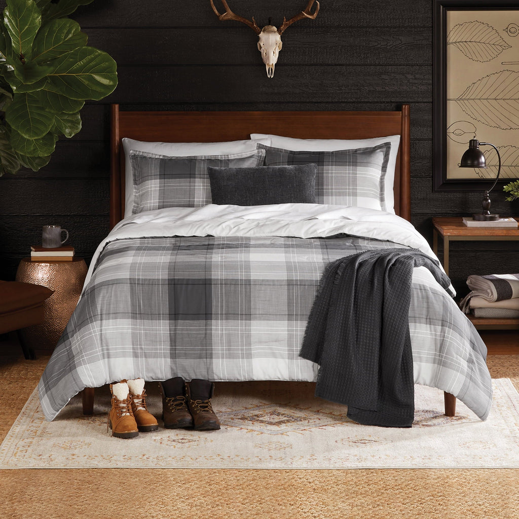 Fluffy Down Alternative Full/Queen Comforter Set, All-Season, 5-Piece, Grey Plaid - Luxurious Quilted Duvet Cover Set - Default Title