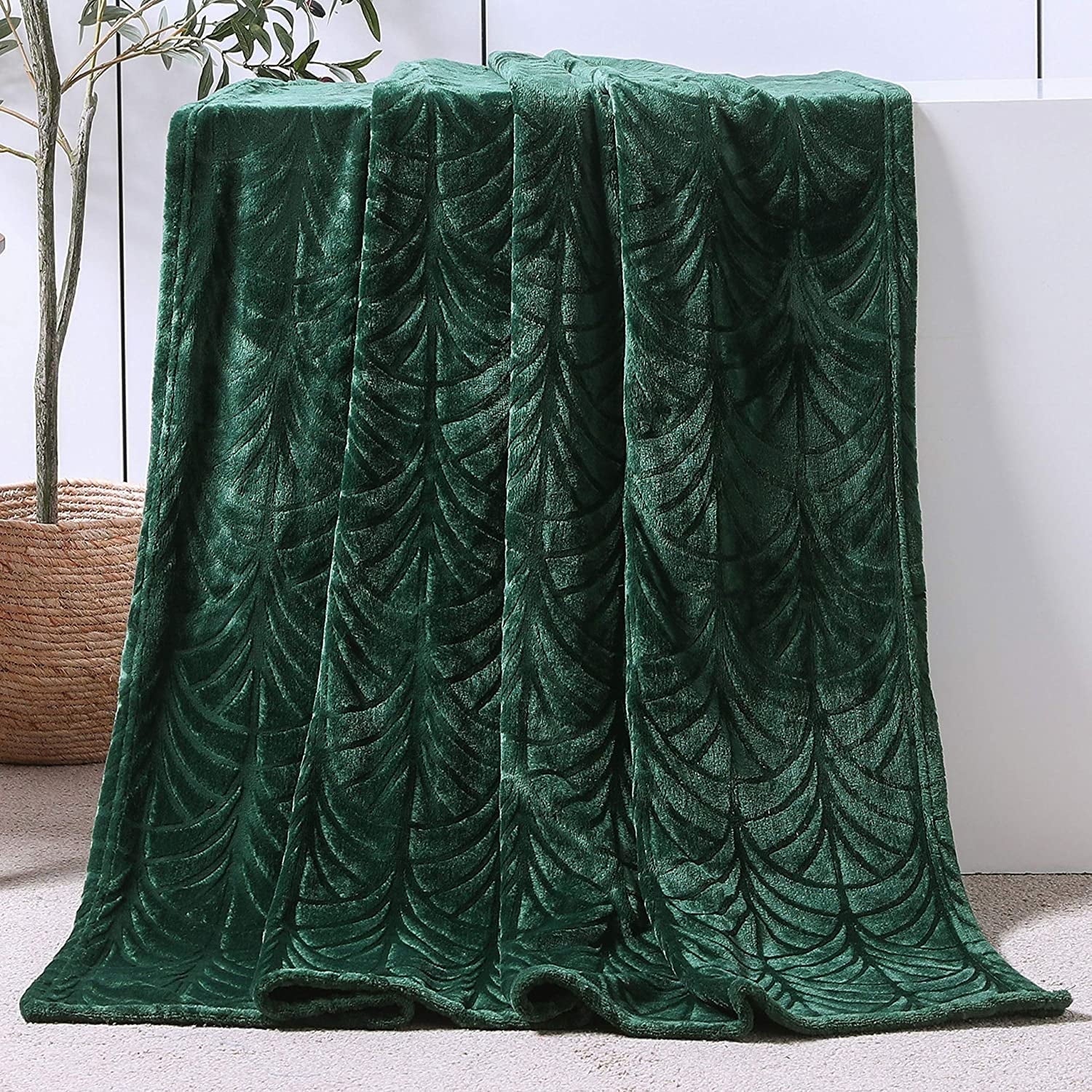 Decorative Knitted Fleece Throw Blanket for Couch, Soft Fluffy Sofa Bed Blanket with Vintage Pattern for All Season, Warm and Lightweigh... - Luxury Knitted Decorative Throw Blanket with Fringes - Default Title