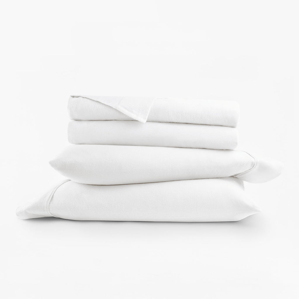 Ultra-Soft 100% Cotton Flannel Bed Sheets Set for Full Size Bedding in White - Luxury Bed Sheet Set with Deep Pockets Detail