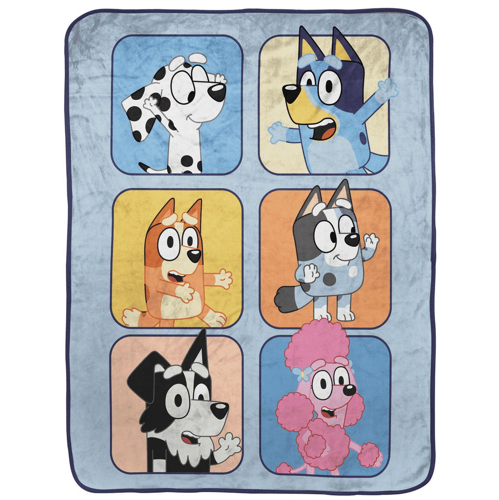 Decorative Knitted BBC & Friends 40x50 Throw Blanket - Super Soft Reversible Sherpa Flannel Blanket Detail